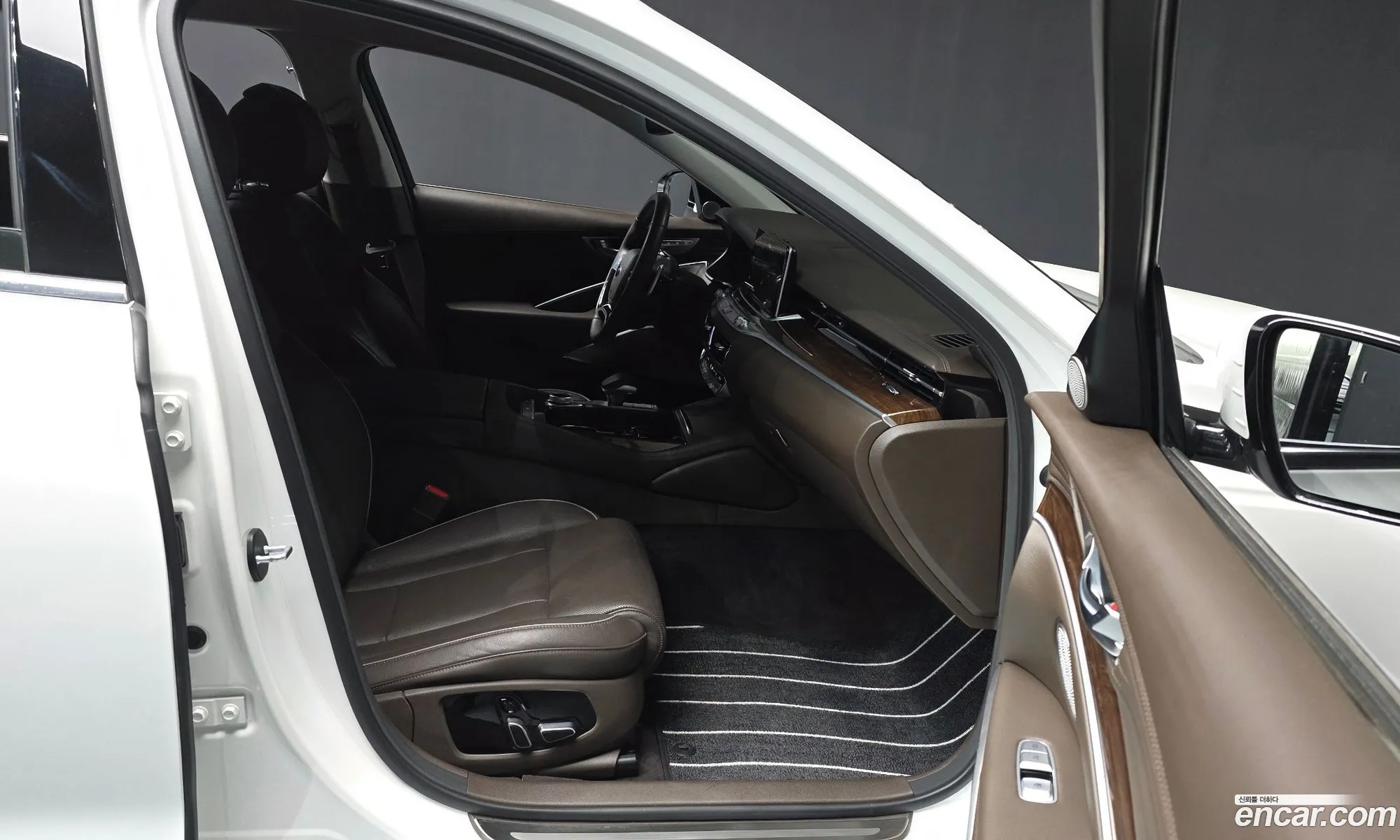Kia The K9 2019 — 11