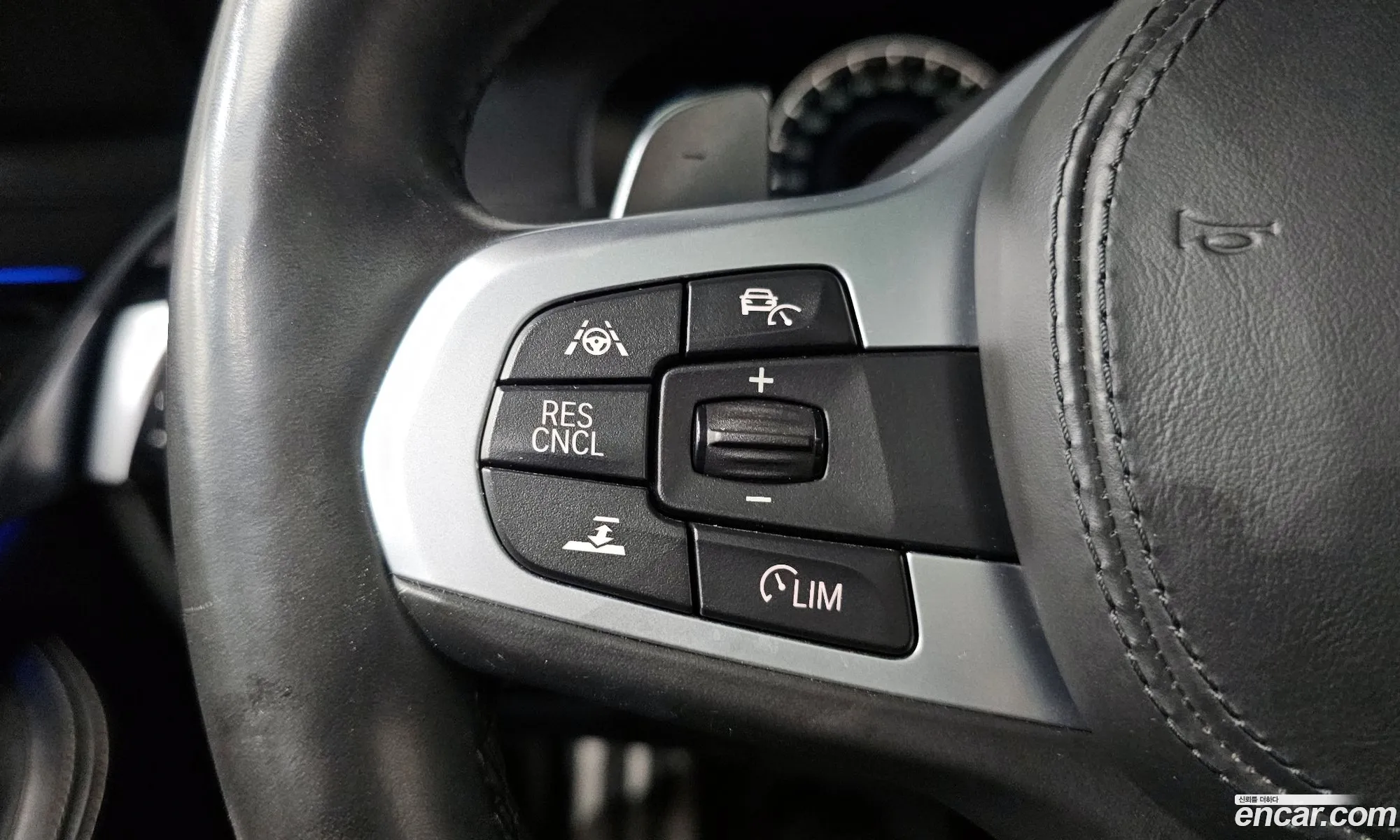 BMW 5 Series 2019 WBAJD9104KB277721 — 23