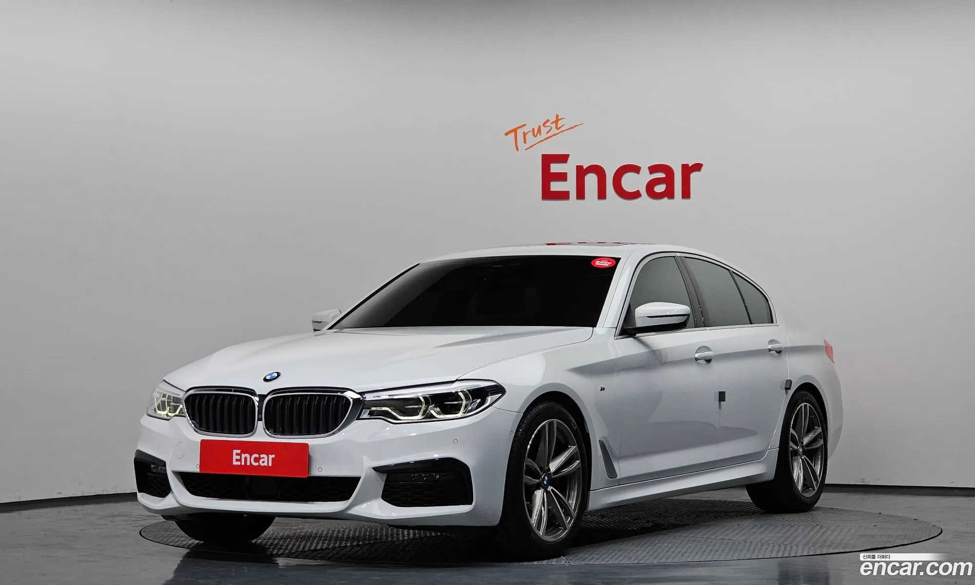 BMW 5 Series 2019 WBAJD9104KB277721 — 24