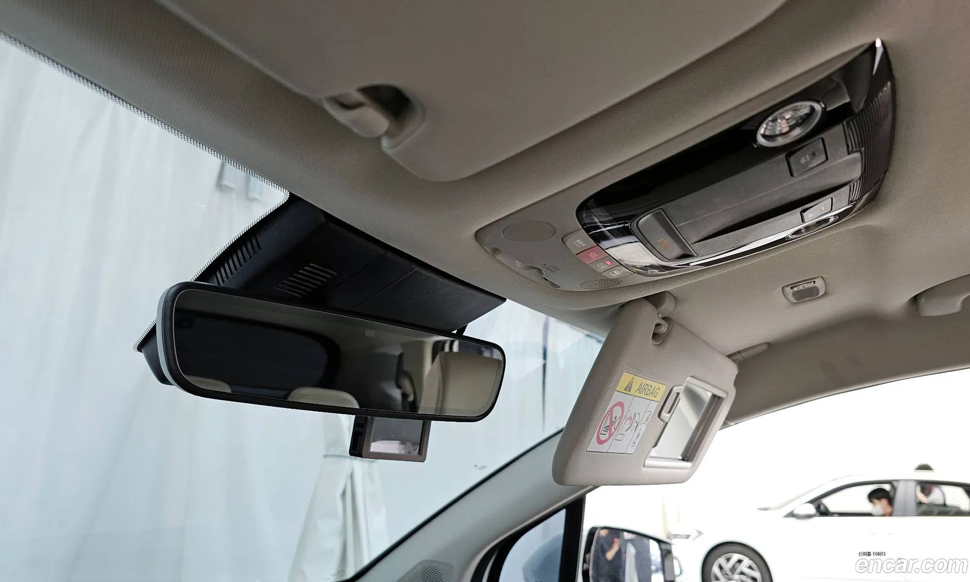 Kia Sportage Hybrid 2023 — 4