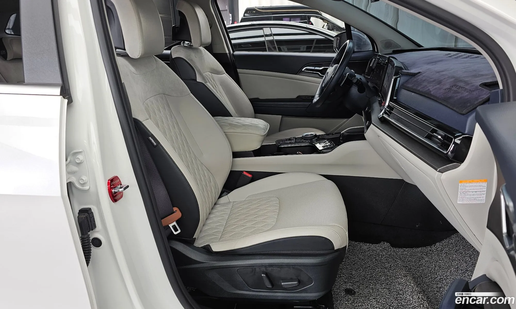 Kia Sportage Hybrid 2023 — 27