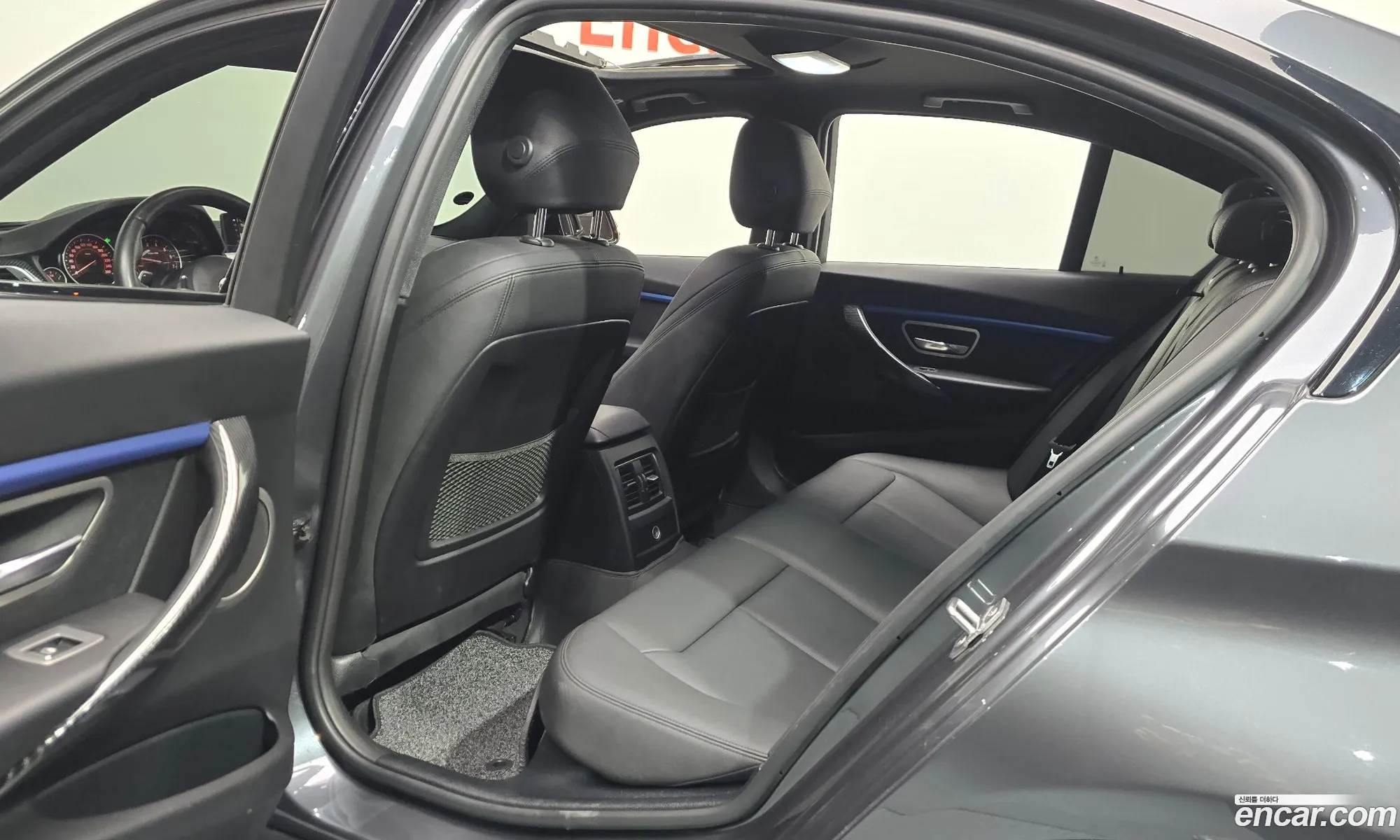 BMW 3 Series 2018 WBA8A9109JAE91506 — 8