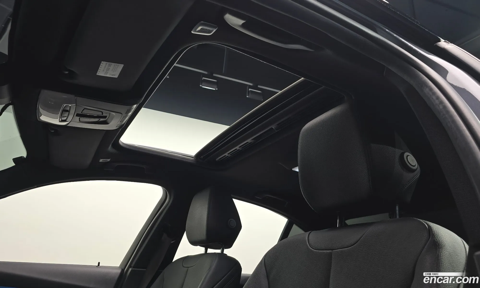 BMW 3 Series 2018 WBA8A9109JAE91506 — 24