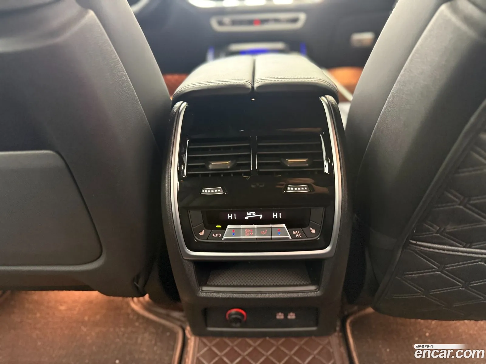 BMW X5 2023 — 7