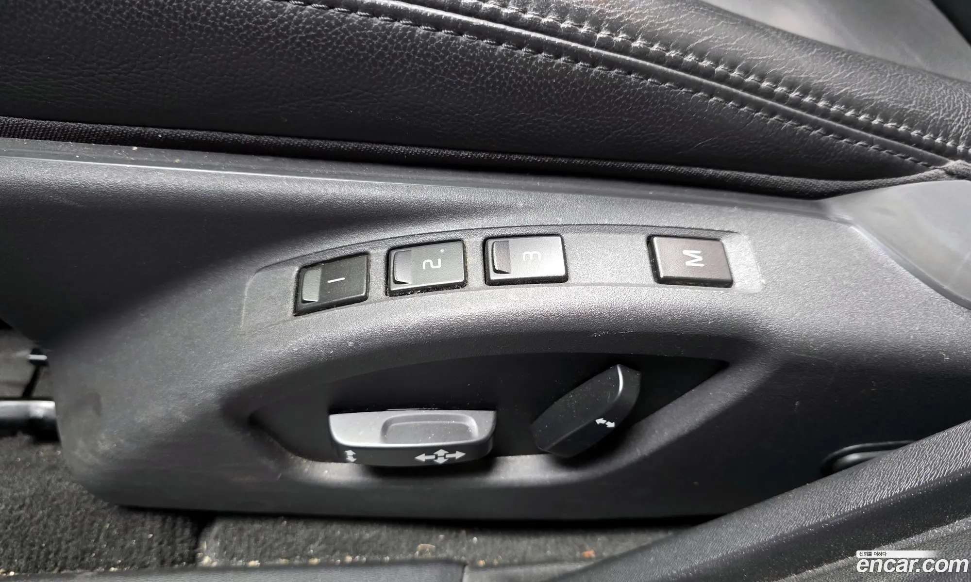 Volvo S60 2017 YV1FSA8BDH2430065 — 3