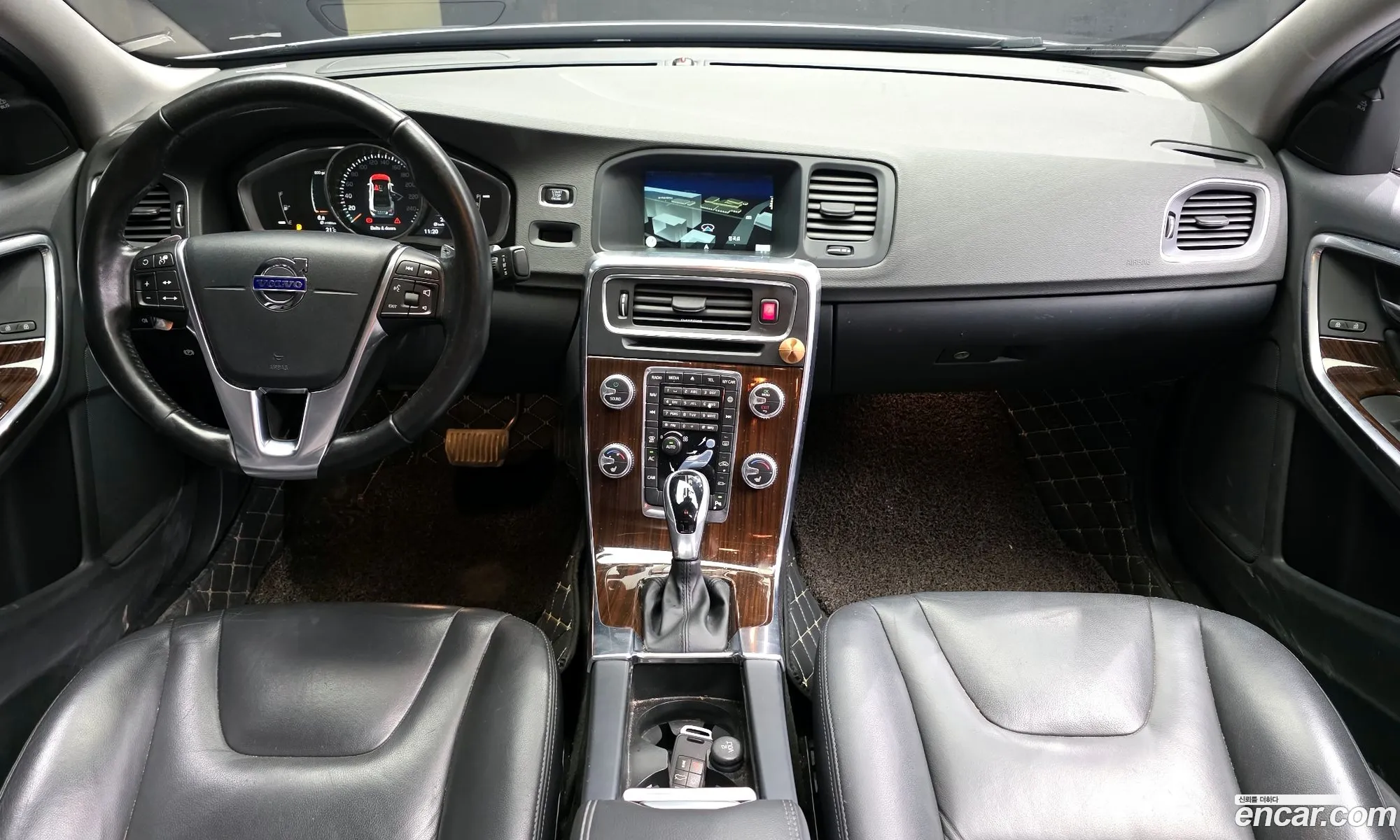 Volvo S60 2017 YV1FSA8BDH2430065 — 20