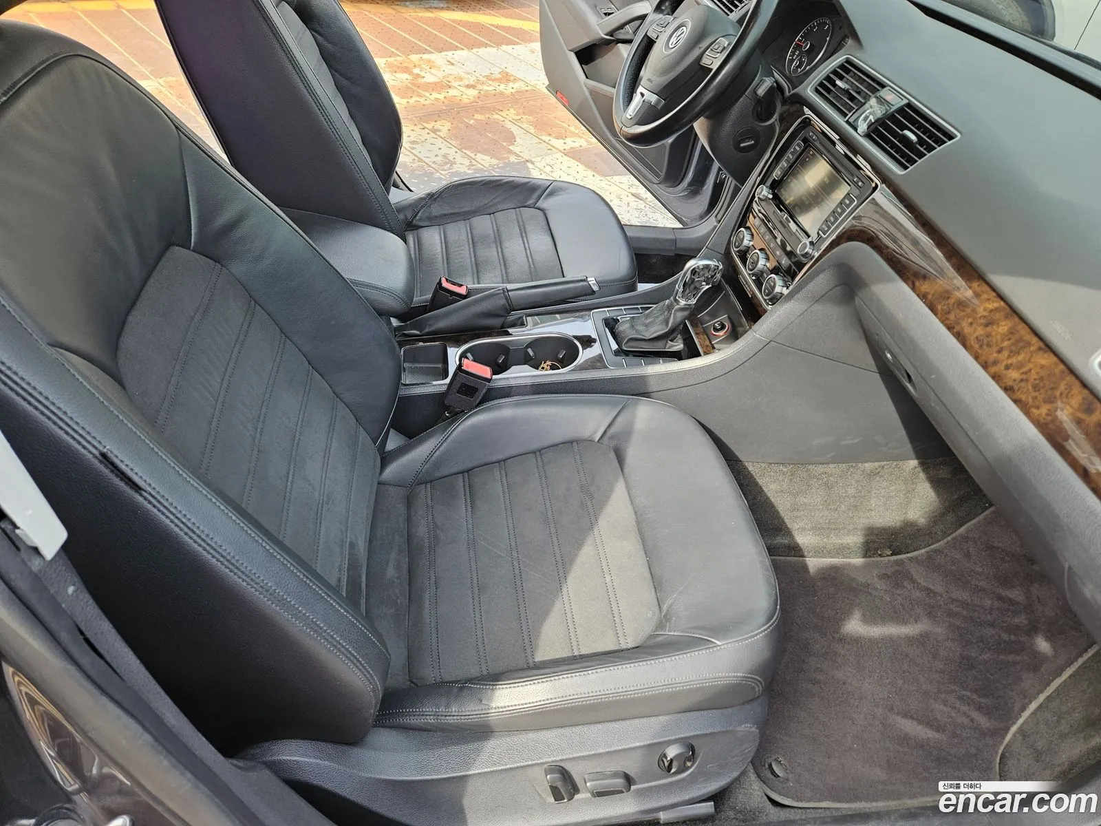 Volkswagen Passat 2015 — 19