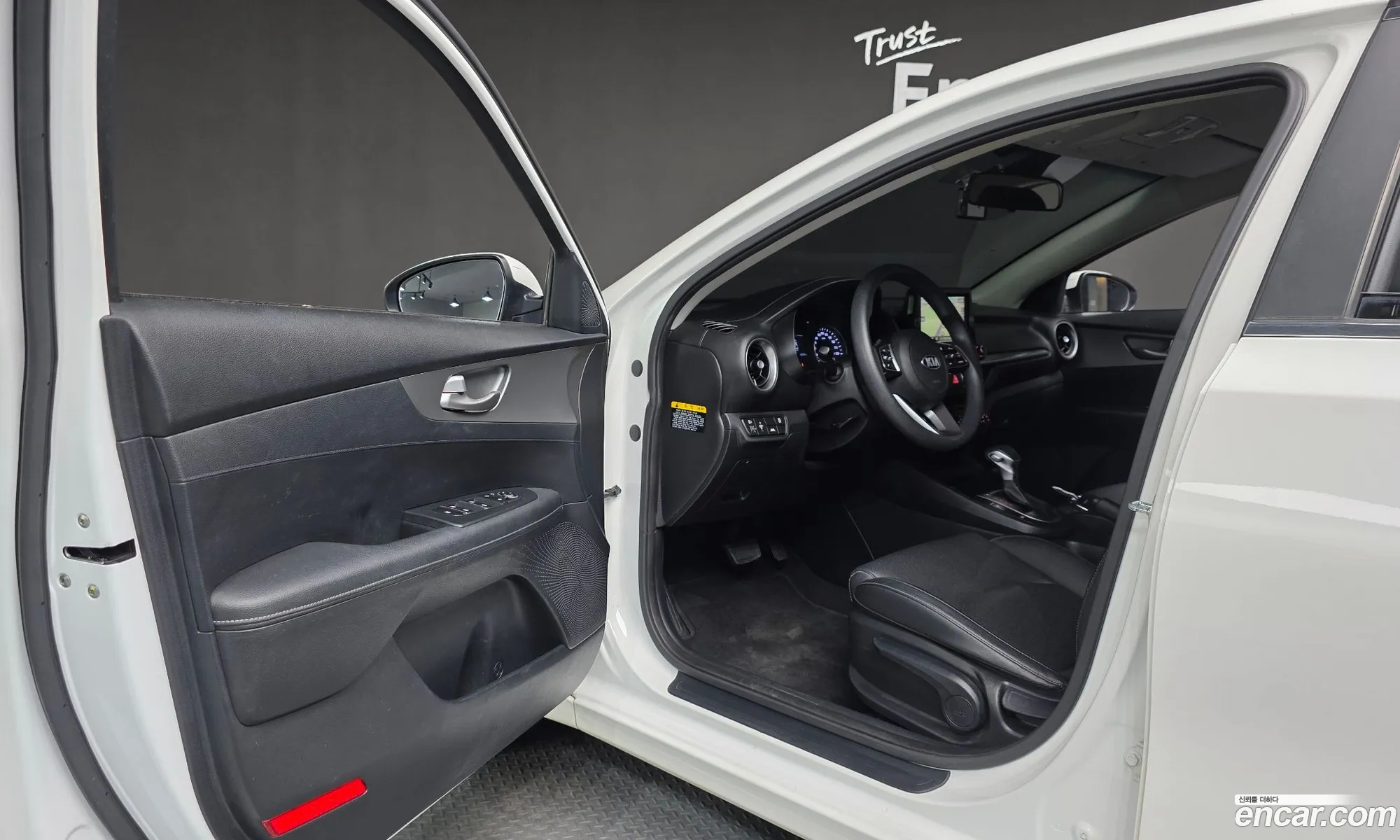 Kia K3 2019 — 12