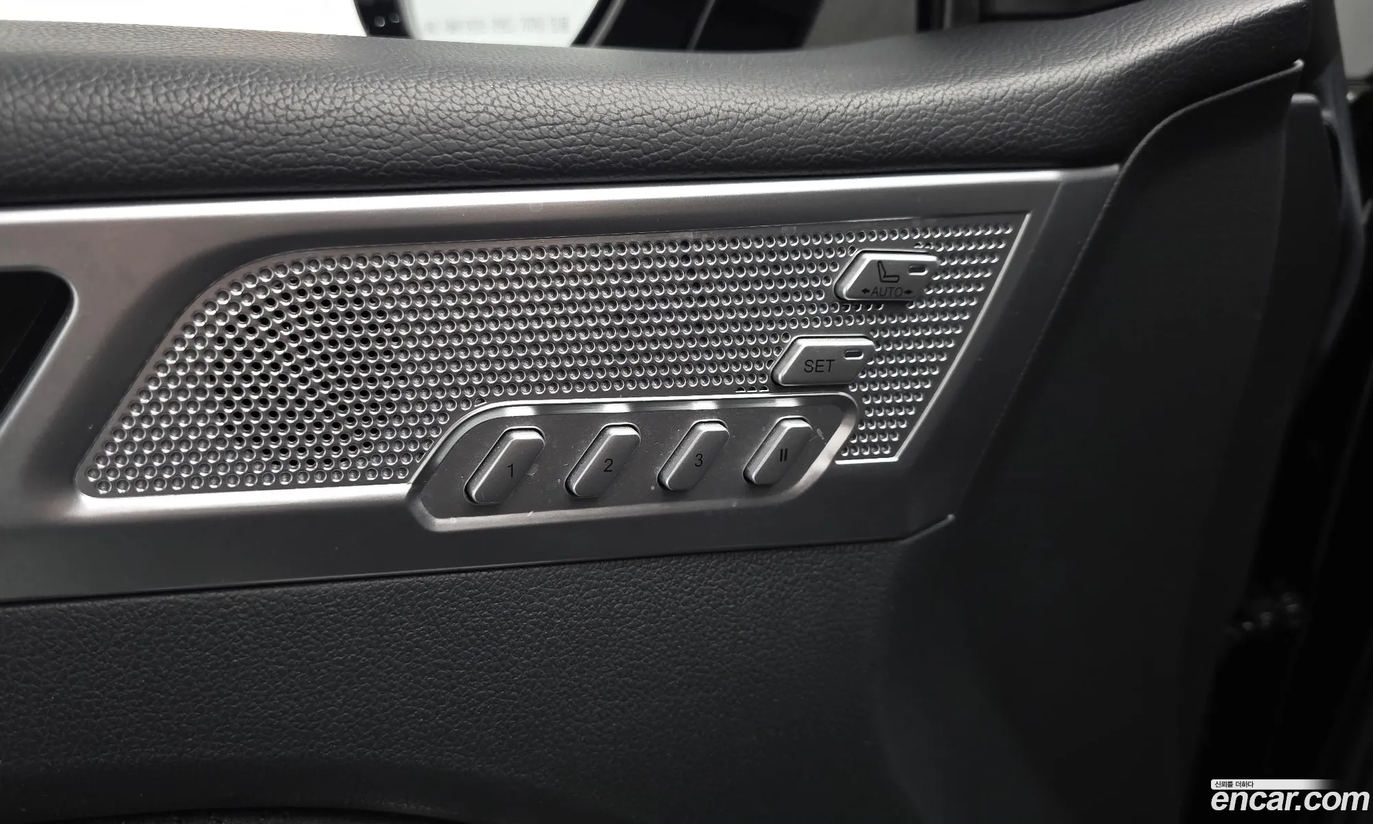 KG Mobility (SsangYong) Rexton 2021 — 11