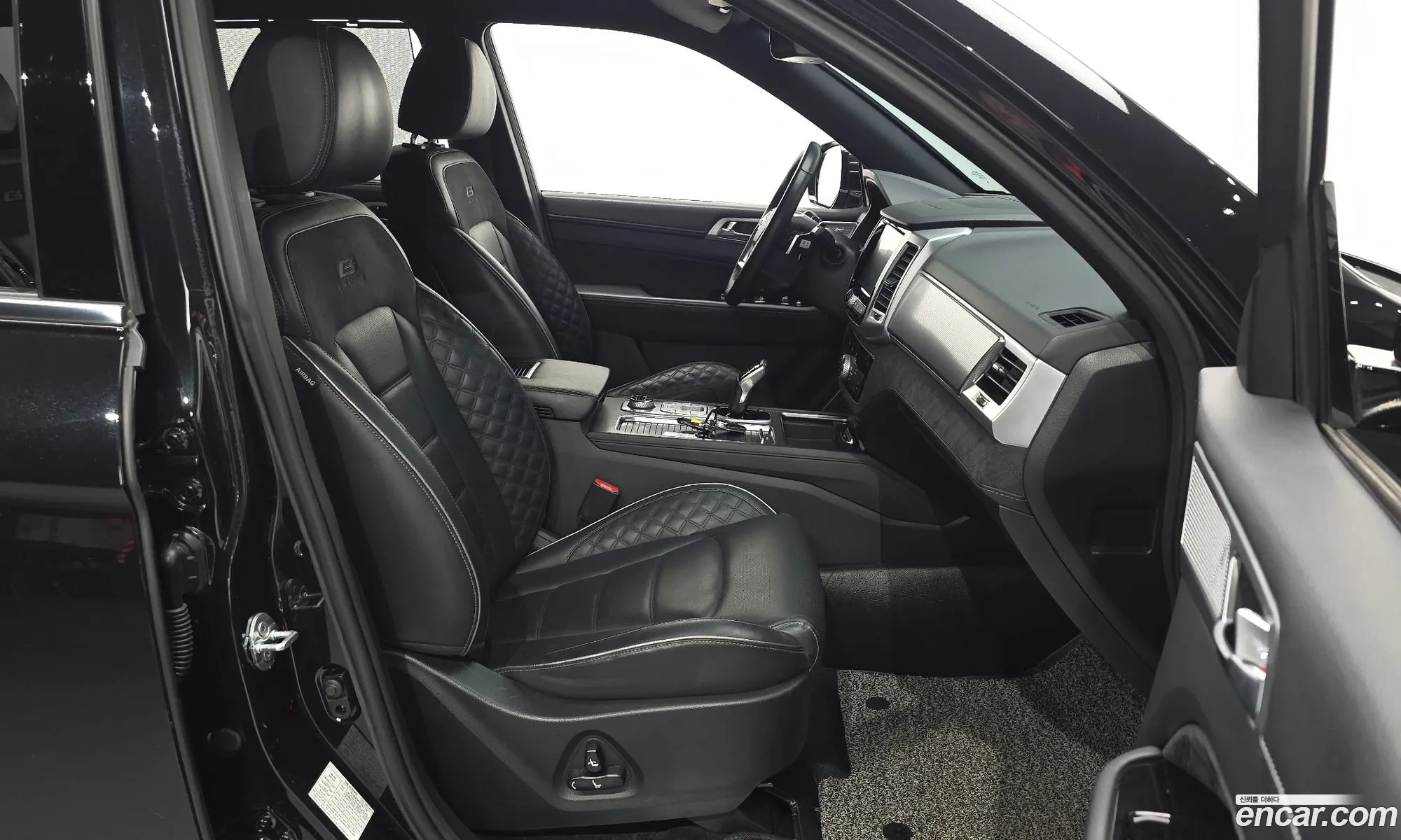 KG Mobility (SsangYong) Rexton 2021 — 17