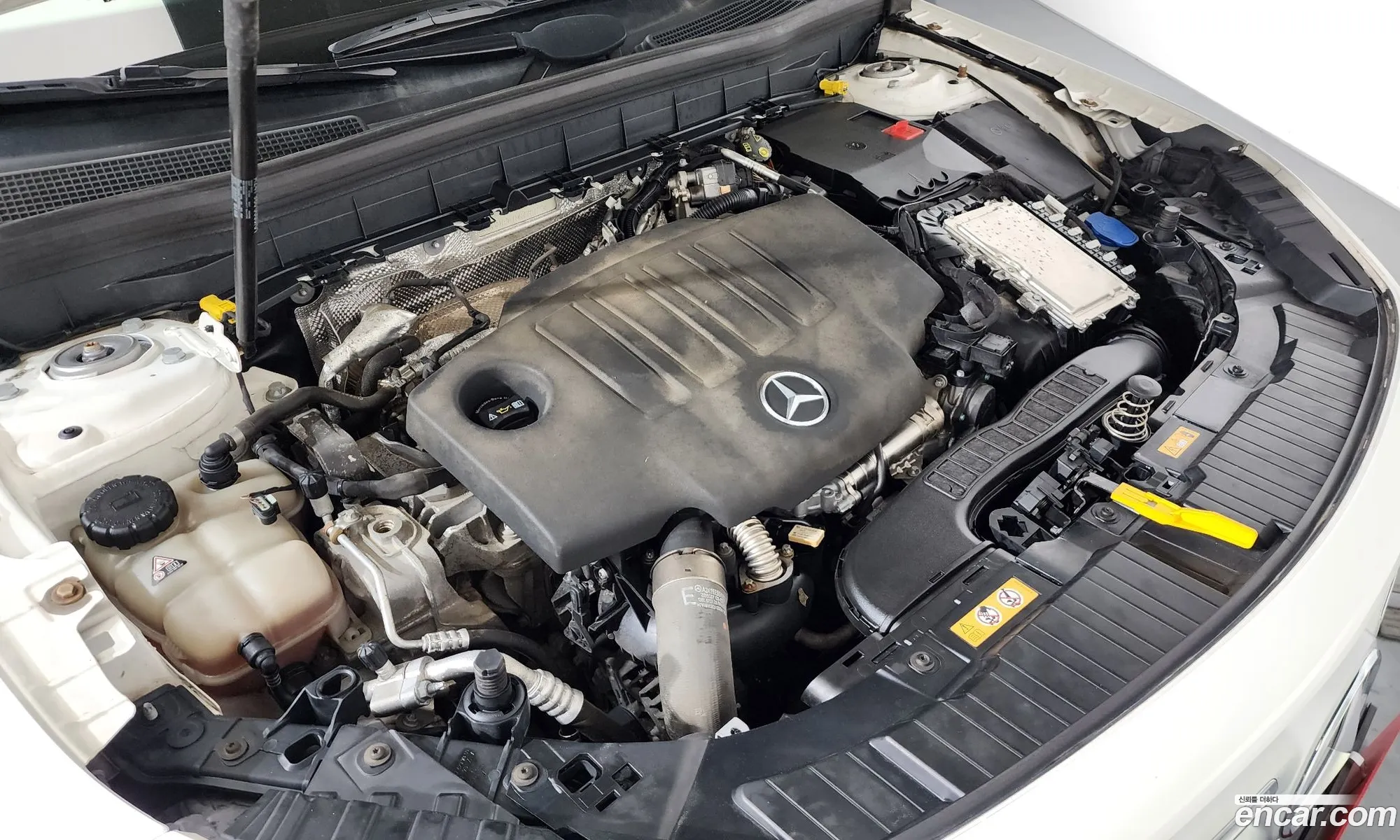 Mercedes-Benz GLB-Class X247 2021 — 13