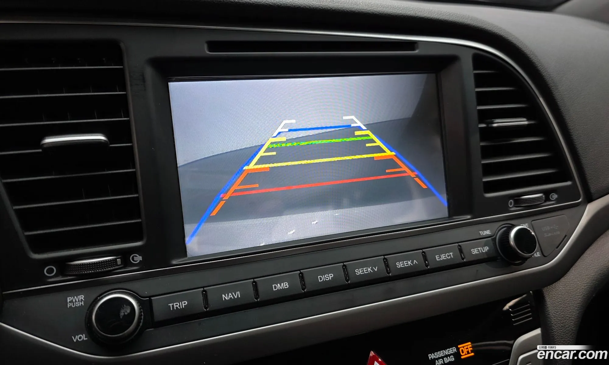Hyundai Elantra AD 2015 — 6