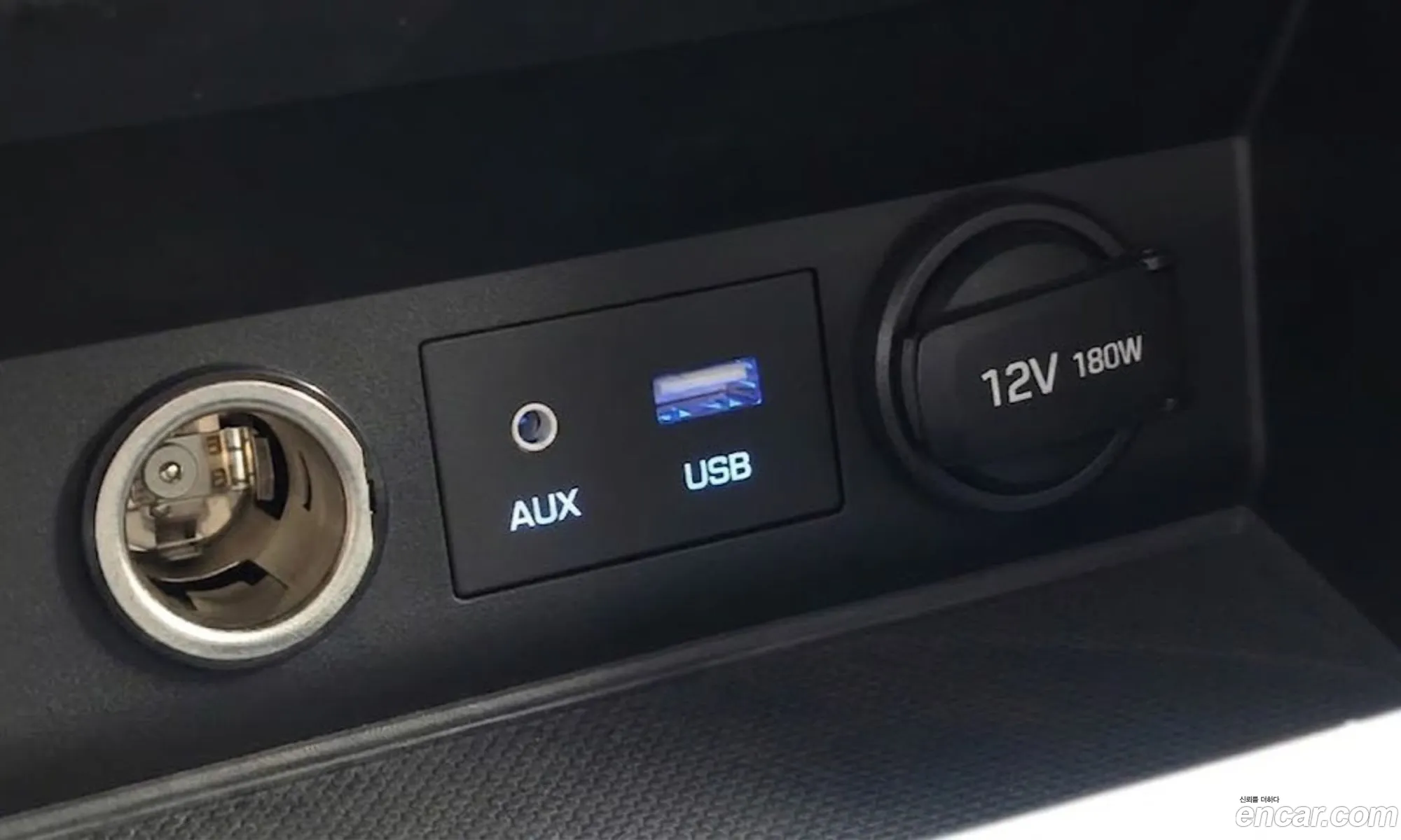 Hyundai Elantra AD 2015 — 2