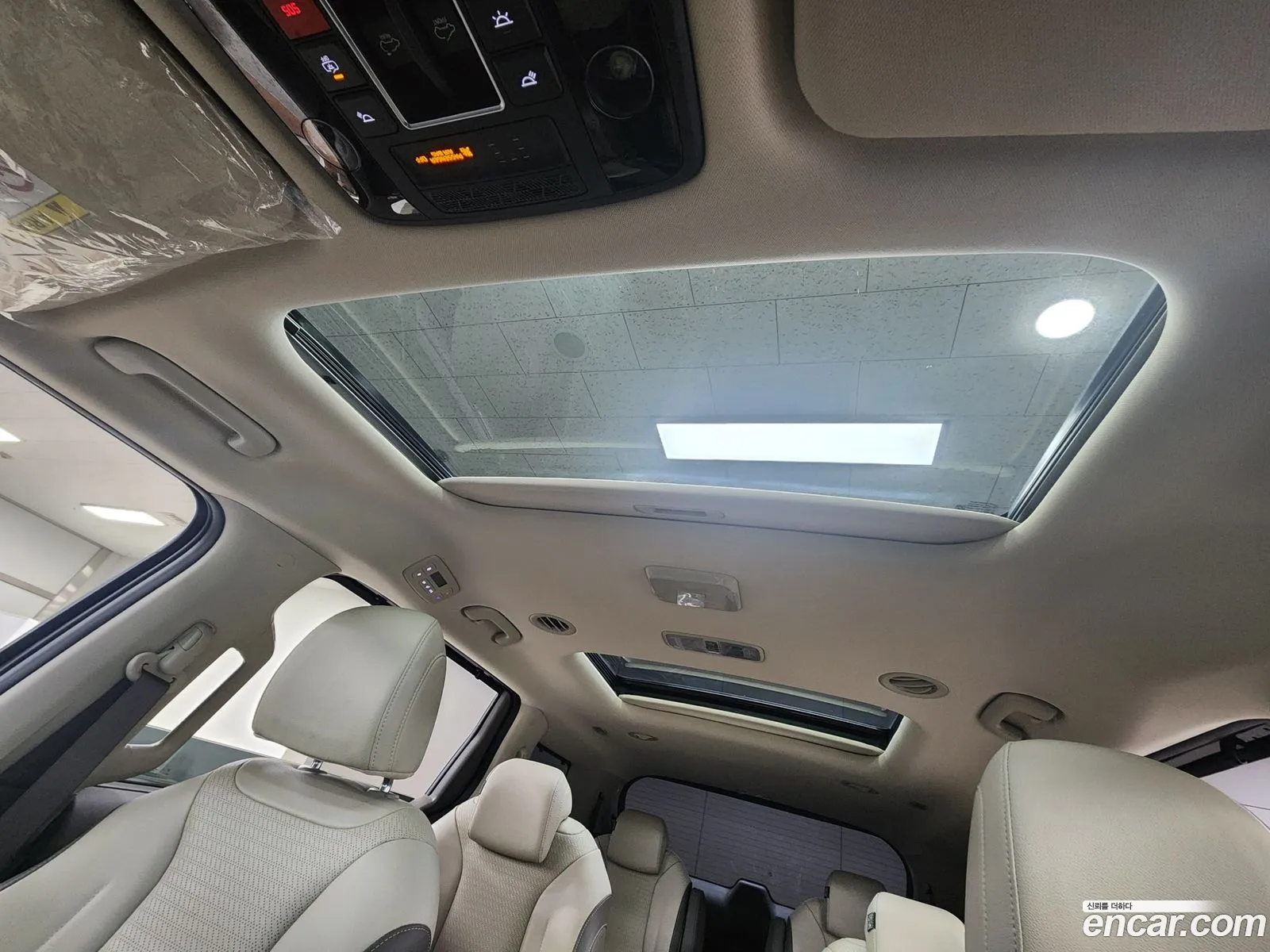 Kia Carnival 2025 — 15