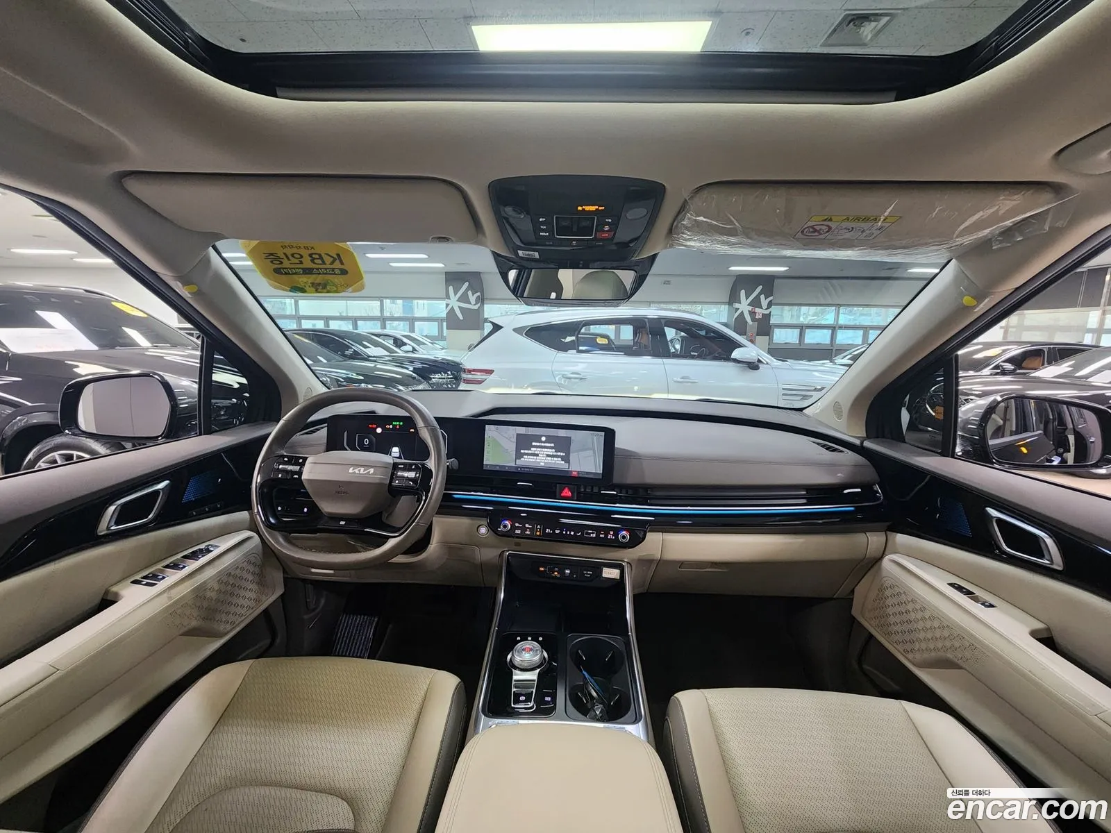 Kia Carnival 2025 — 2