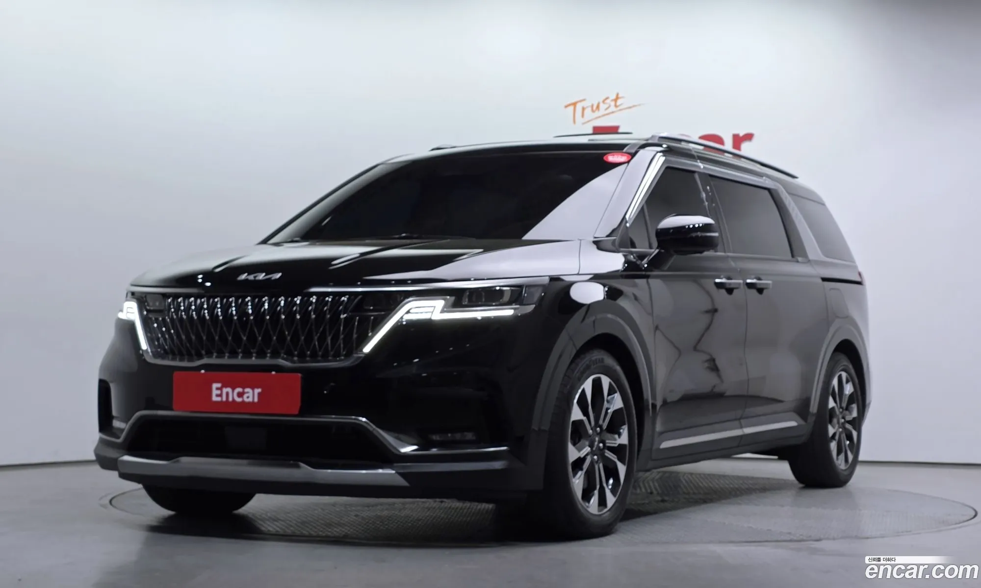 Kia Carnival 2023 — 14