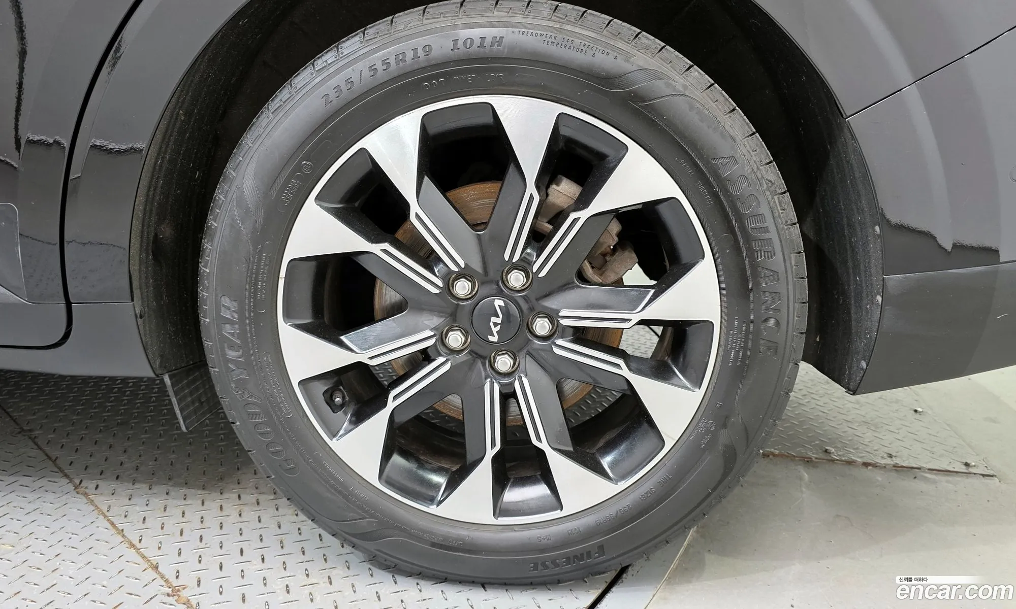Kia Carnival 2023 — 15