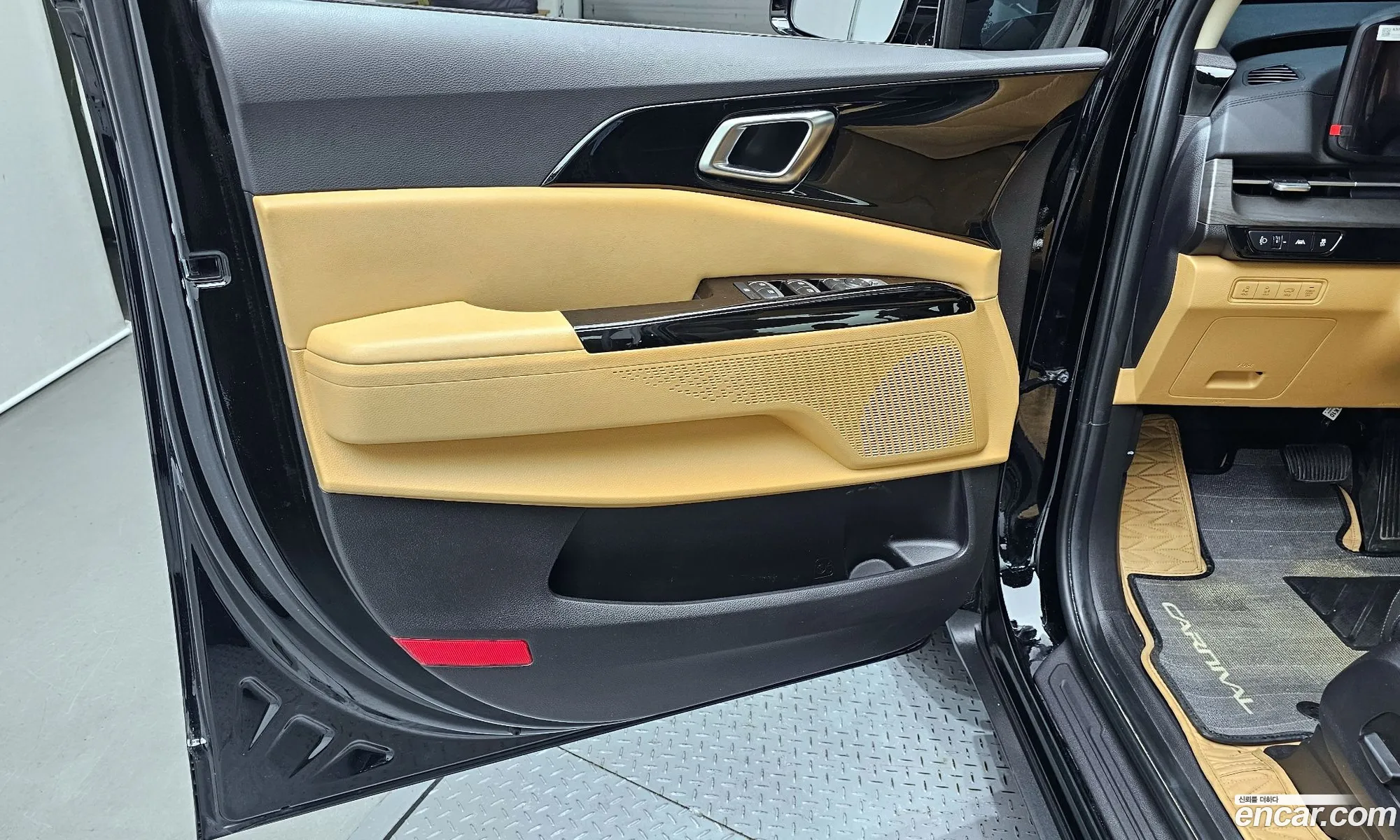 Kia Carnival 2023 — 29