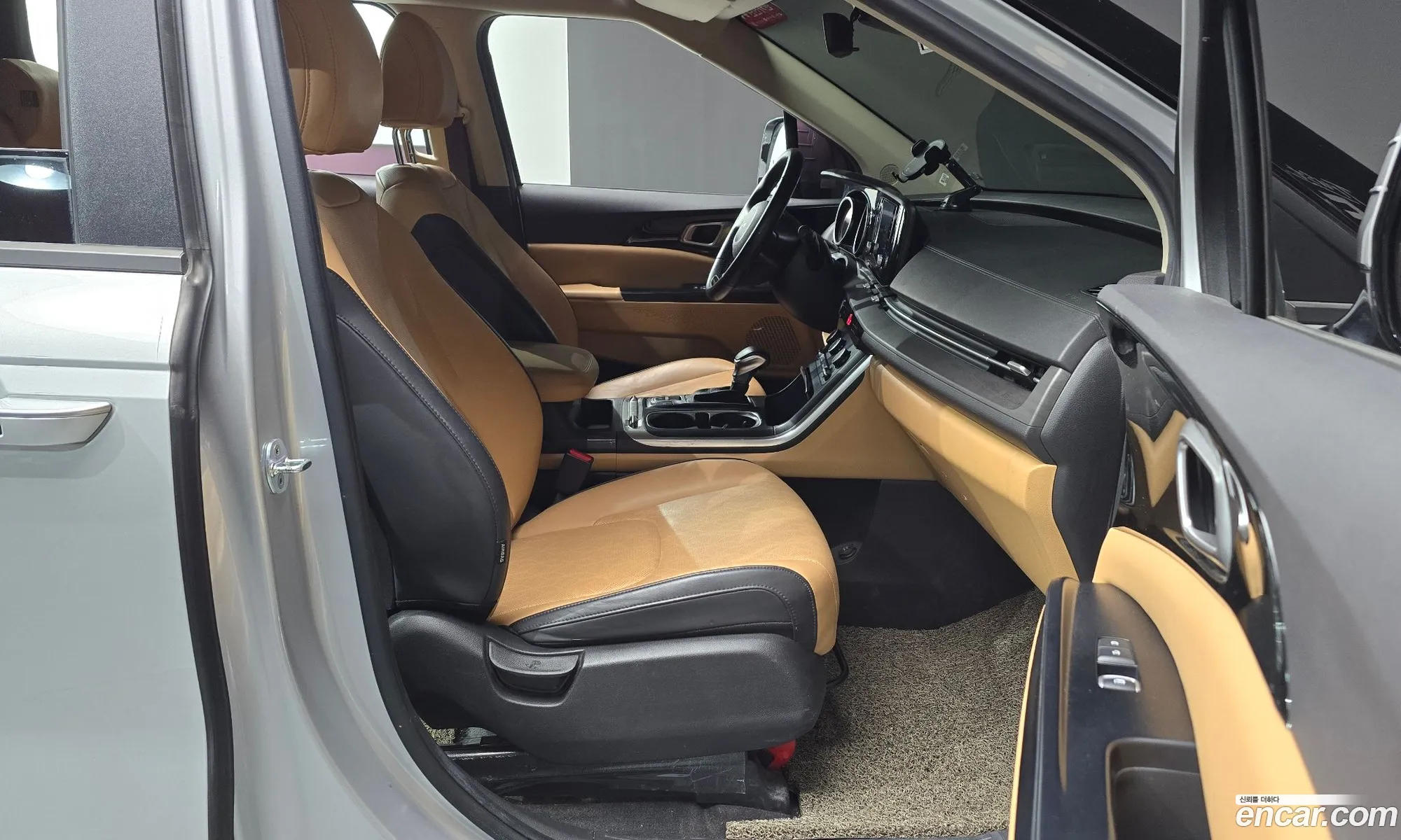 Kia Carnival 2022 — 21