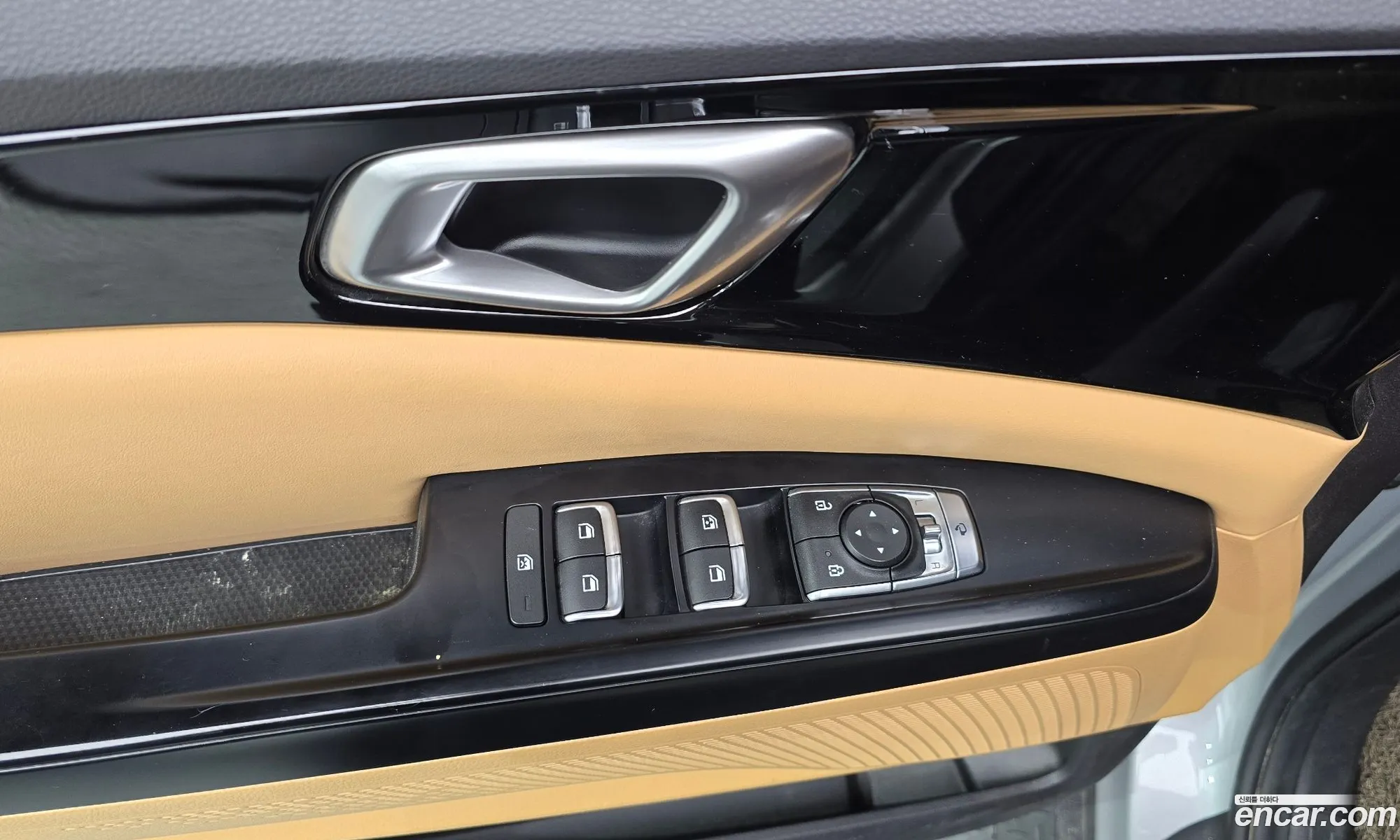 Kia Carnival 2022 — 10
