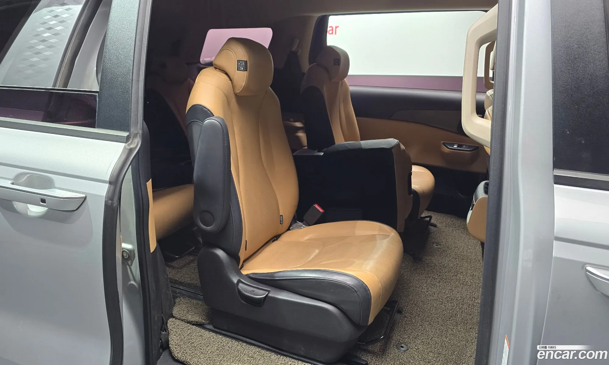 Kia Carnival 2022 — 22