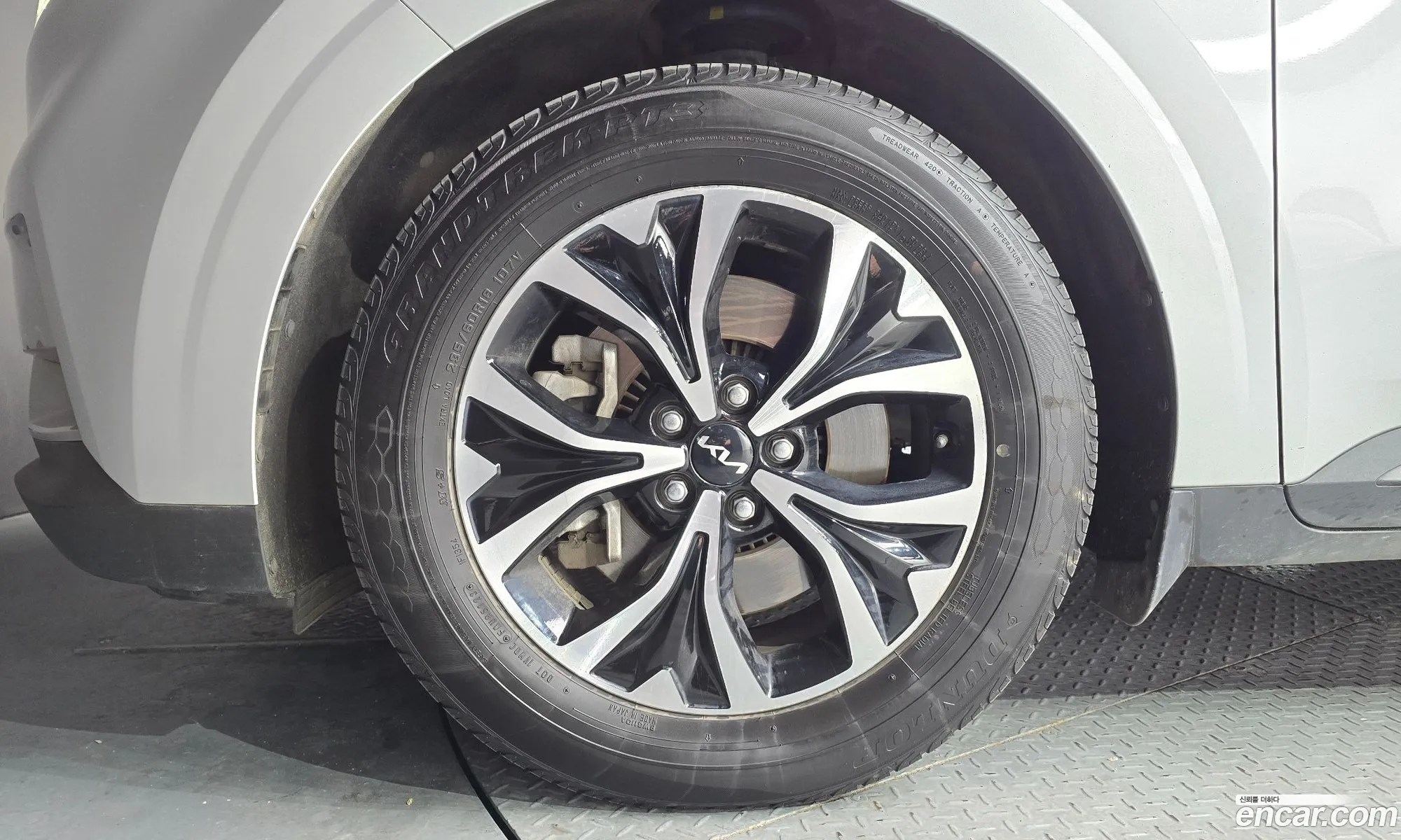 Kia Carnival 2022 — 7