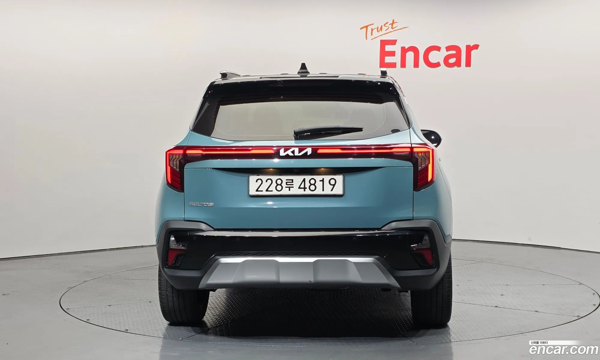 Kia Seltos 2024 — 17