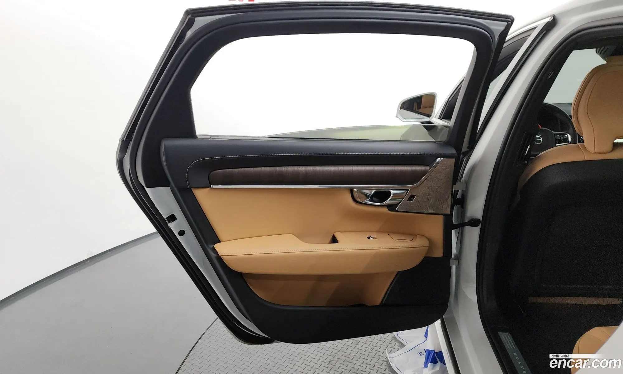 Volvo S90 2021 LVYPTL12DMP215920 — 25