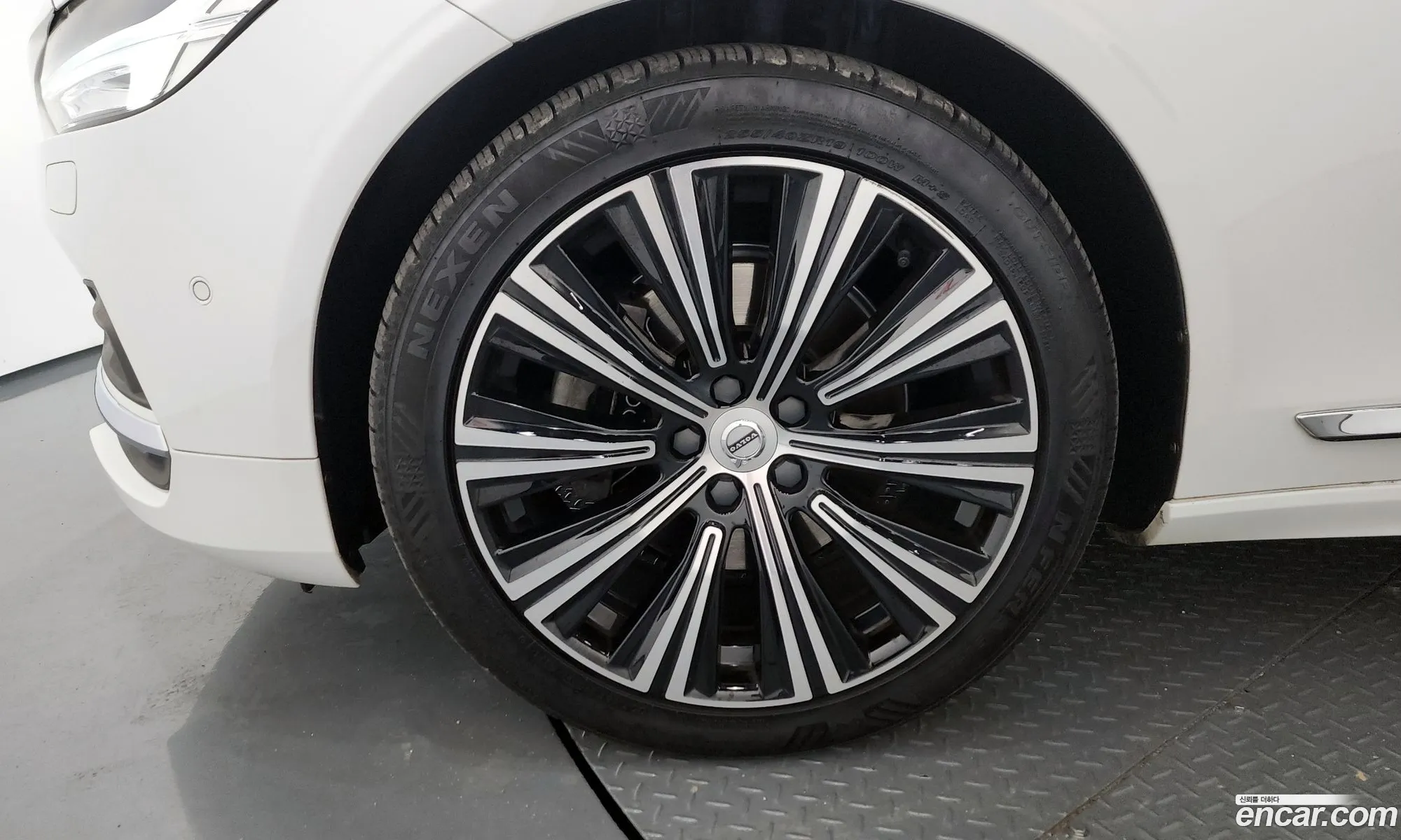 Volvo S90 2021 LVYPTL12DMP215920 — 37