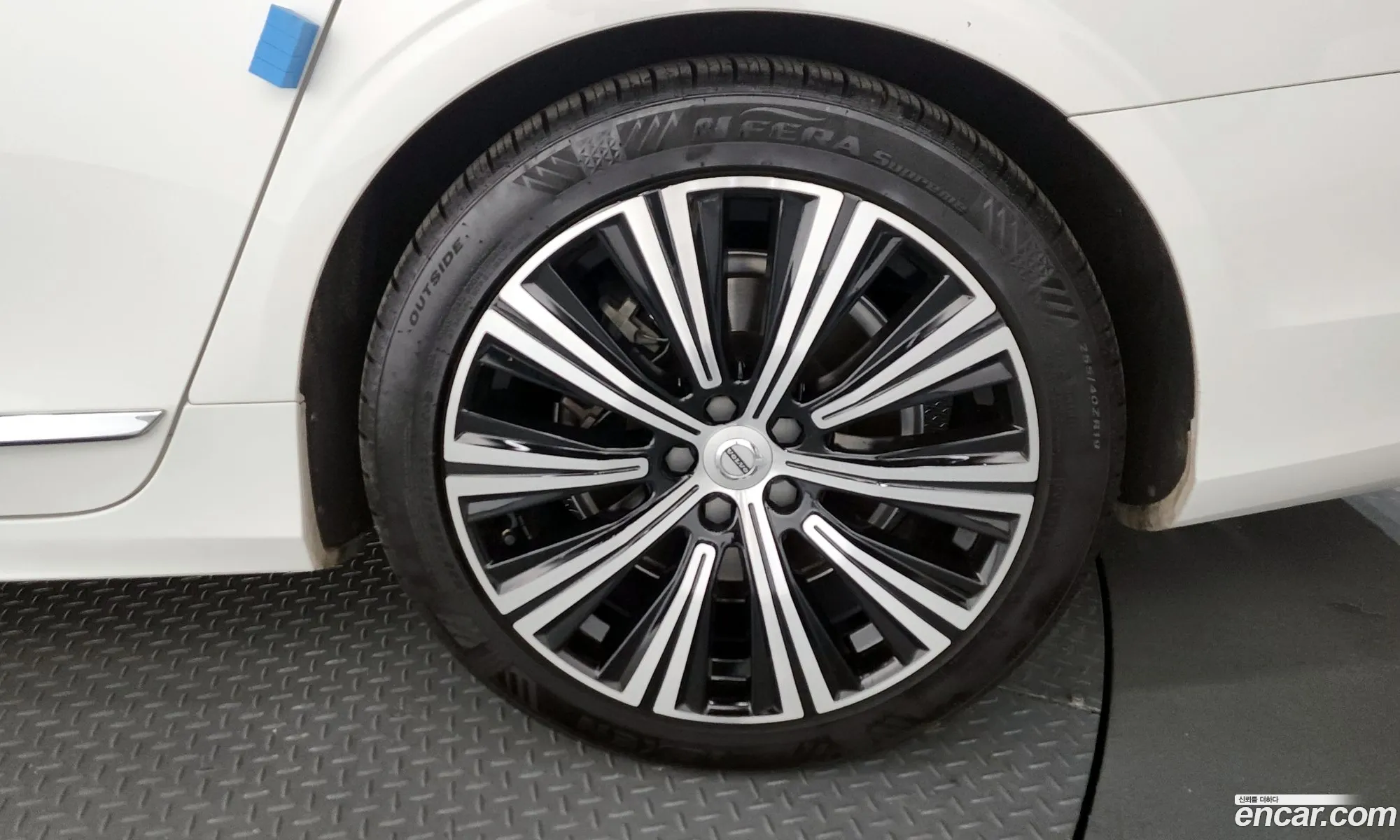 Volvo S90 2021 LVYPTL12DMP215920 — 26