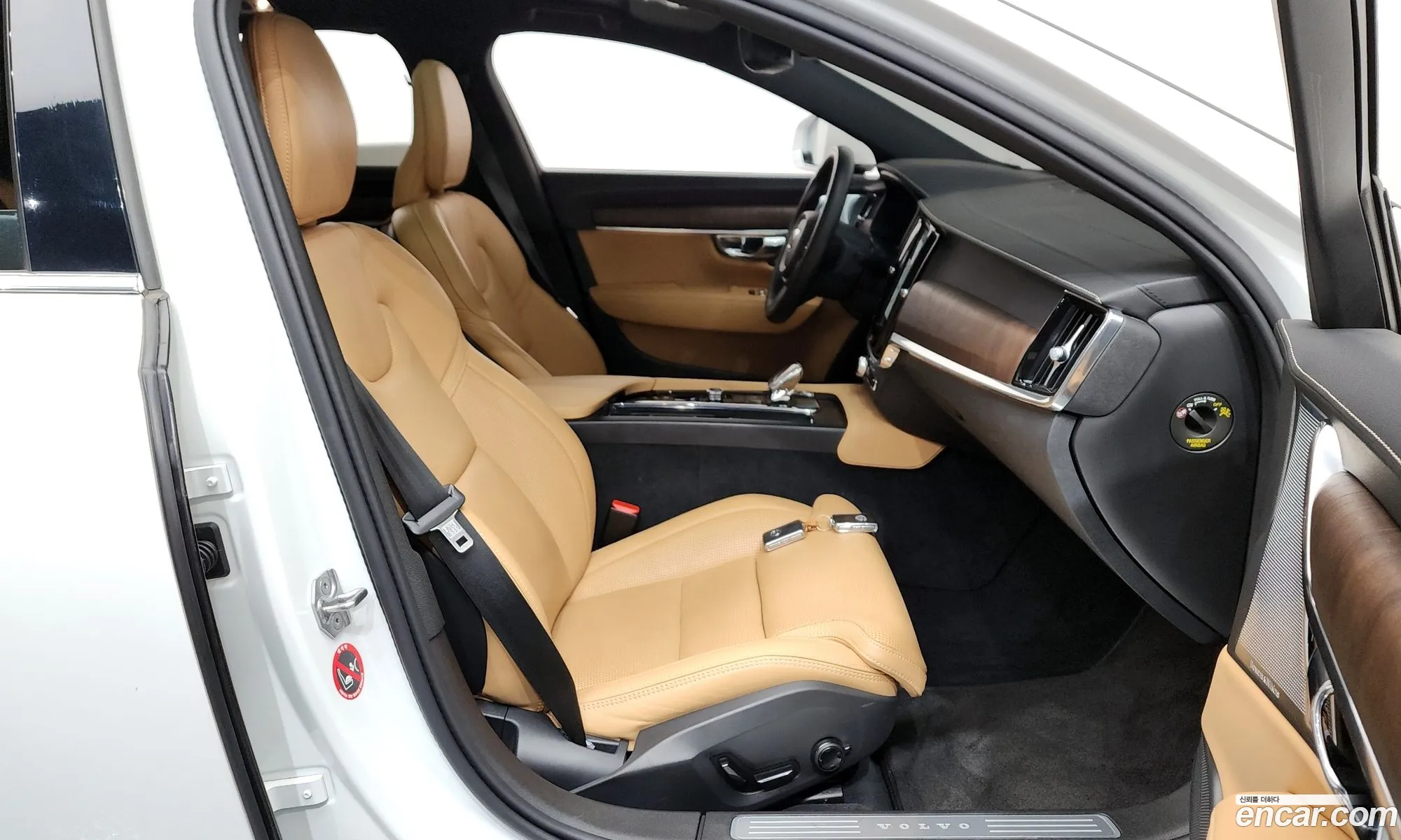 Volvo S90 2021 LVYPTL12DMP215920 — 10