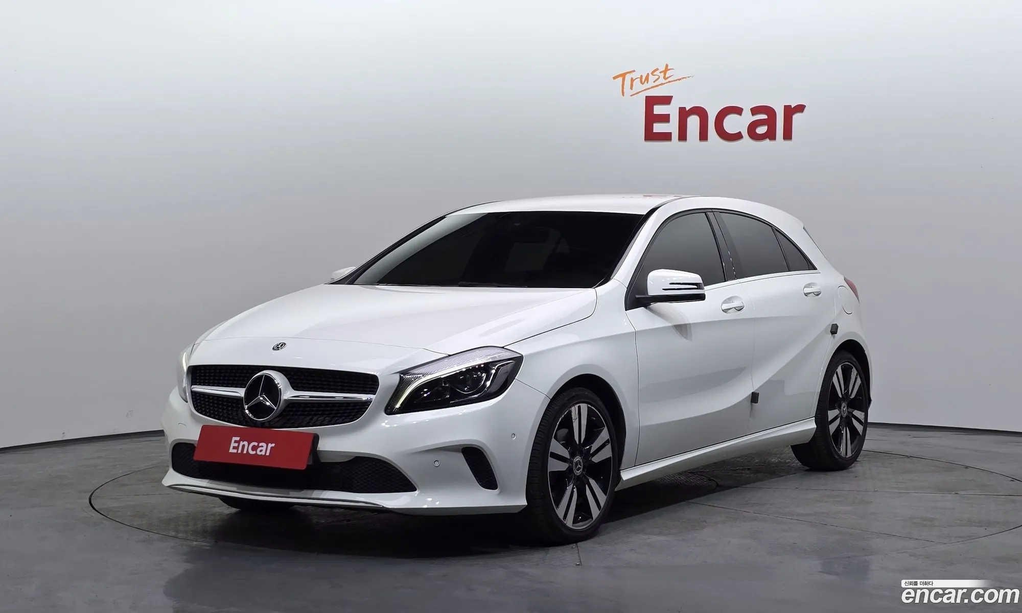Mercedes-Benz A-Class W176 2018 — 12