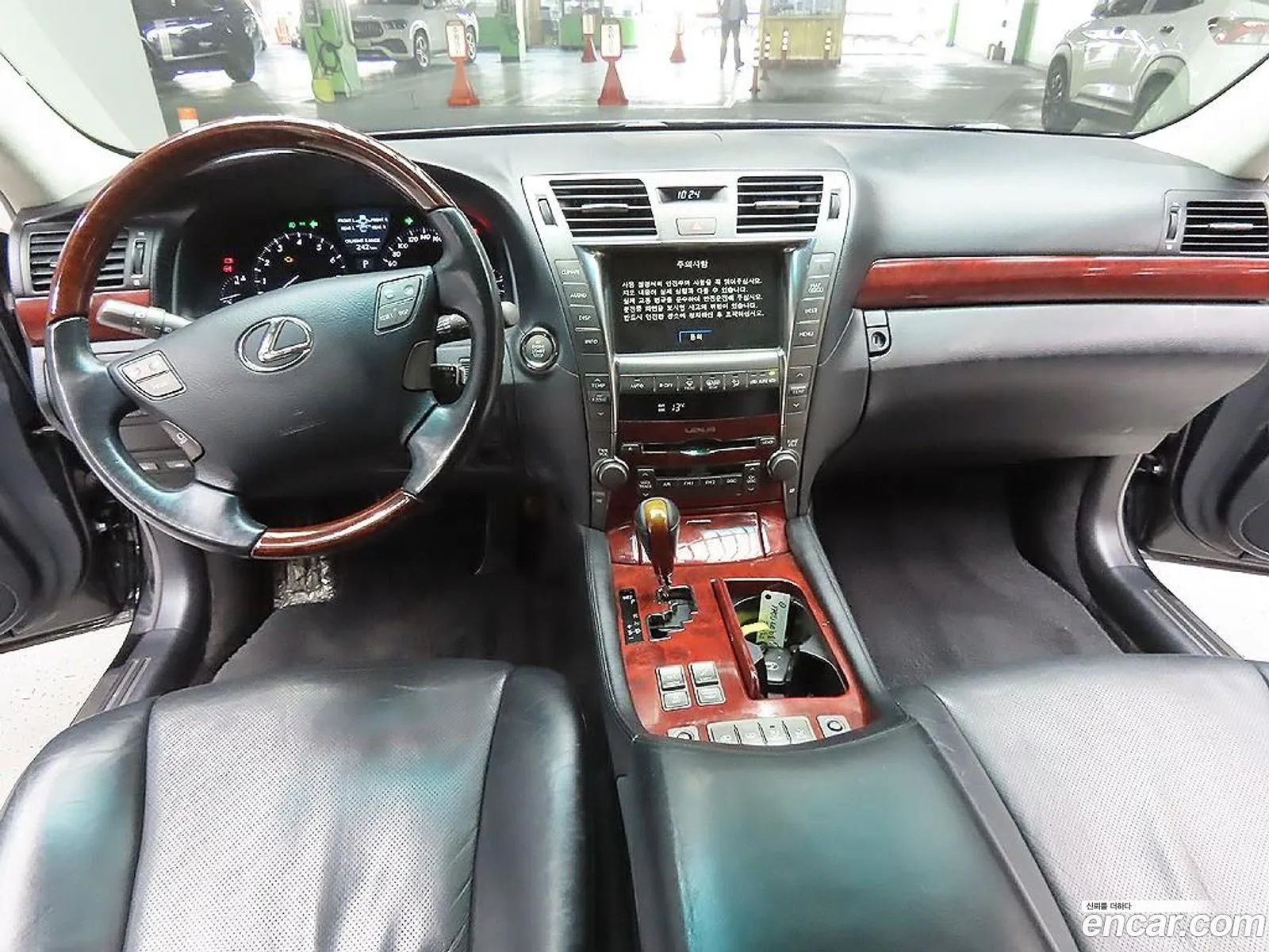 Lexus LS460 2007 — 16