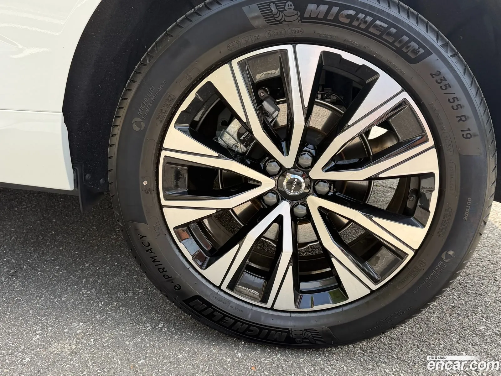 Volvo XC60 2025 — 9