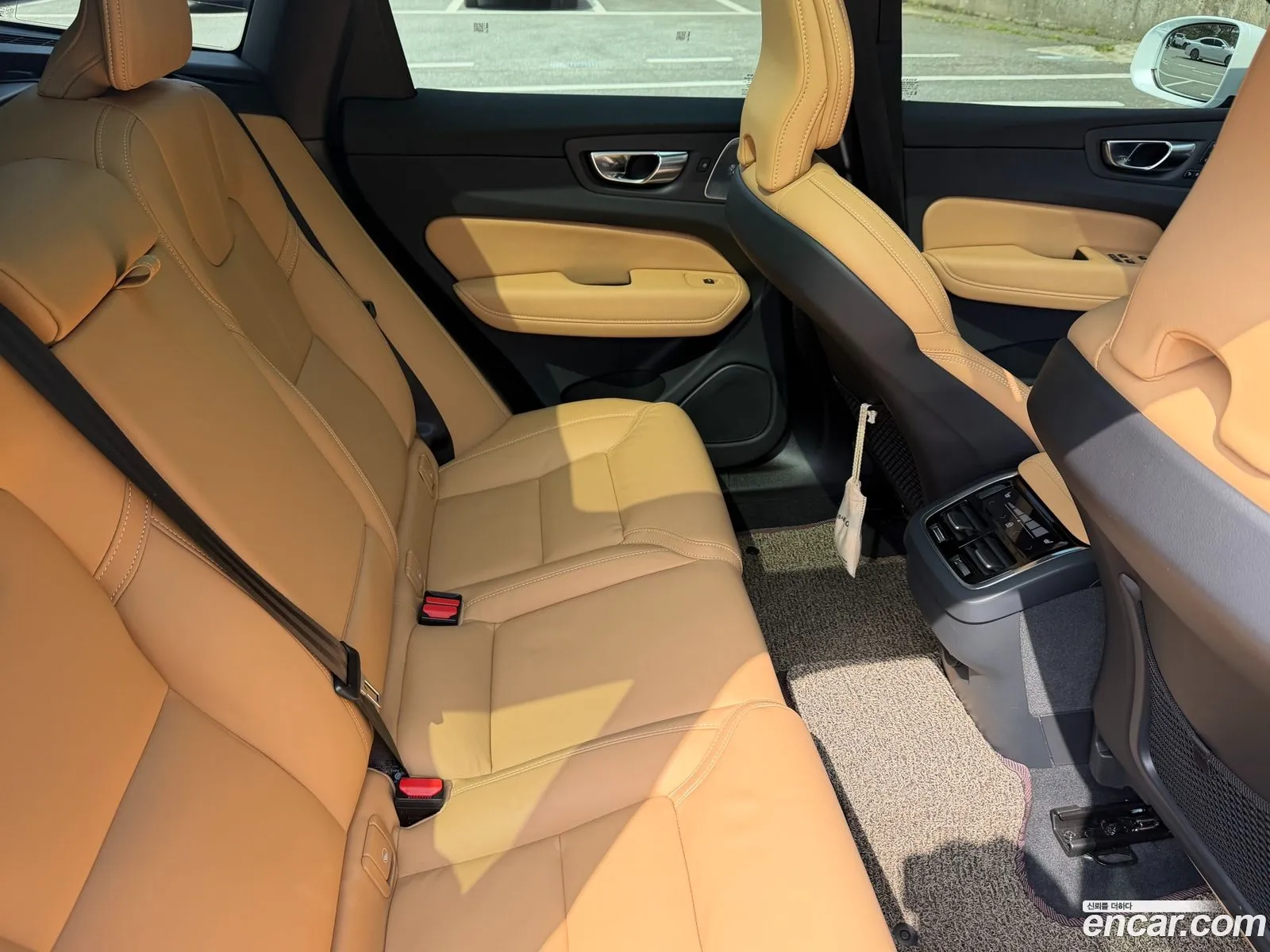 Volvo XC60 2025 — 14