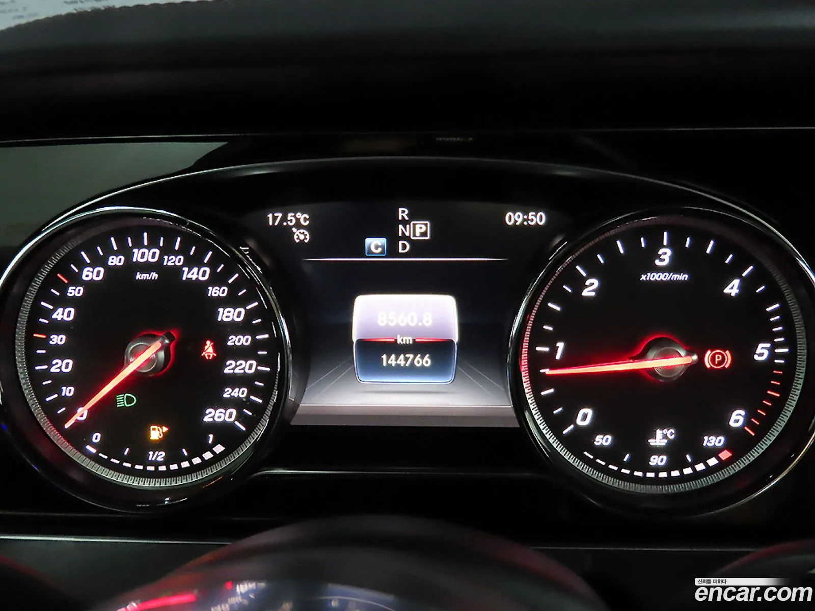 Mercedes-Benz E-Class W213 2018 — 16