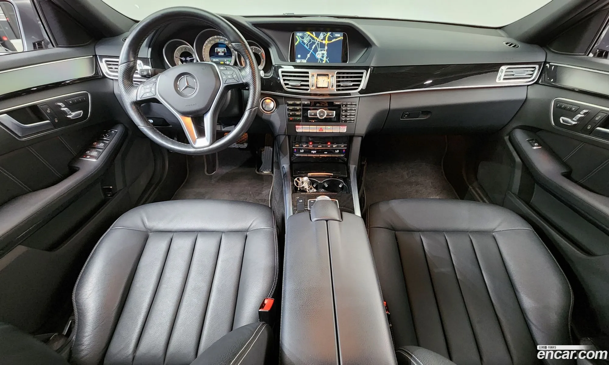 Mercedes-Benz E-Class W212 2014 WDDHF8CB8EA988679 — 3