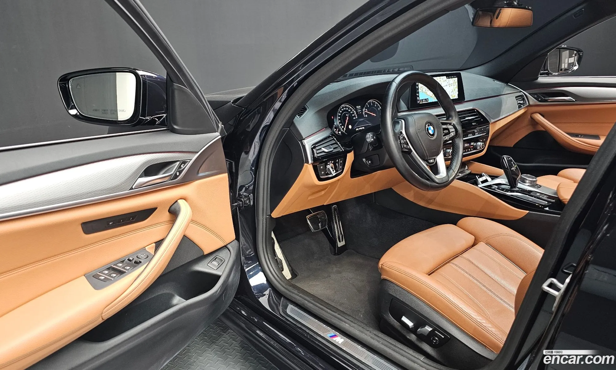BMW 5 Series 2017 — 14