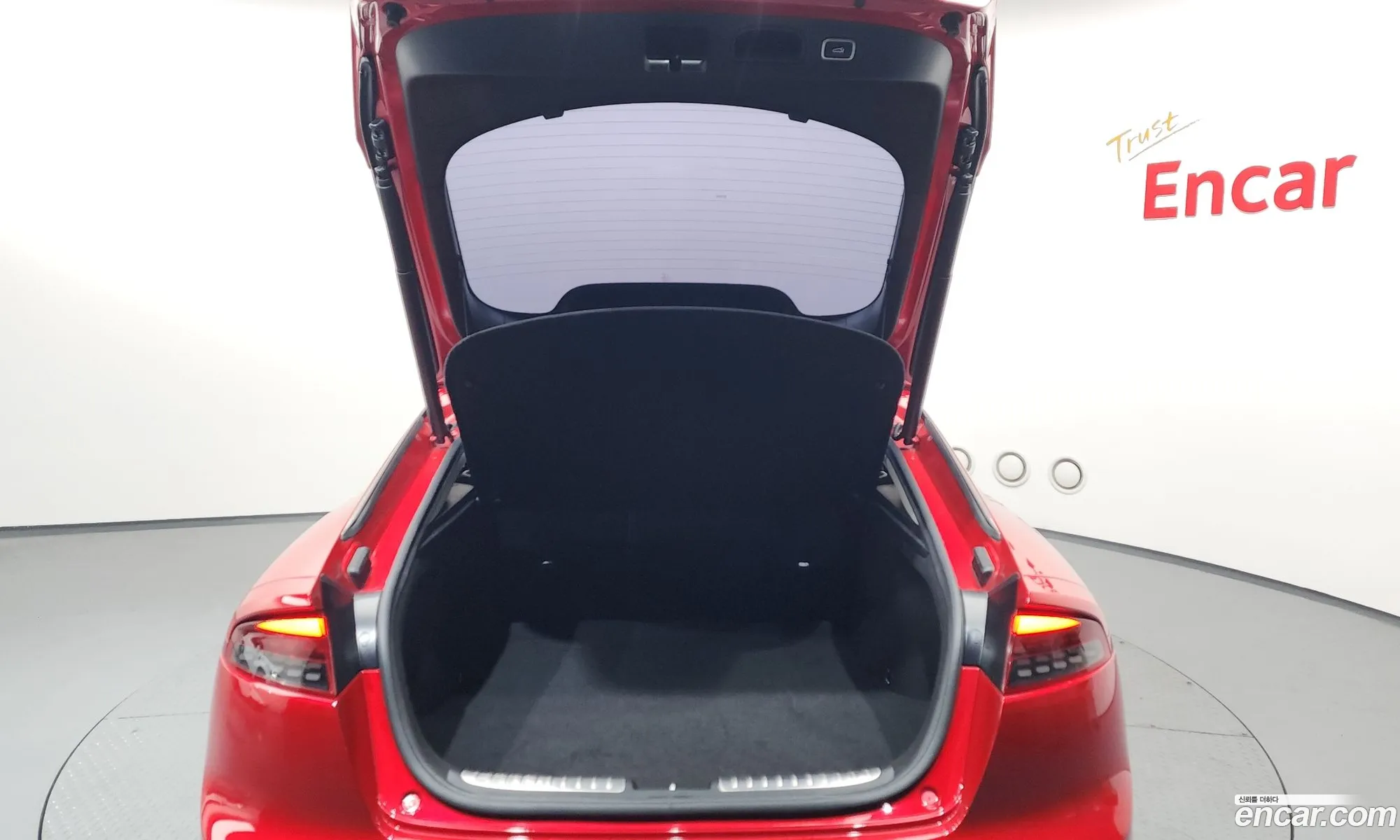Kia Stinger Meister 2020 — 37