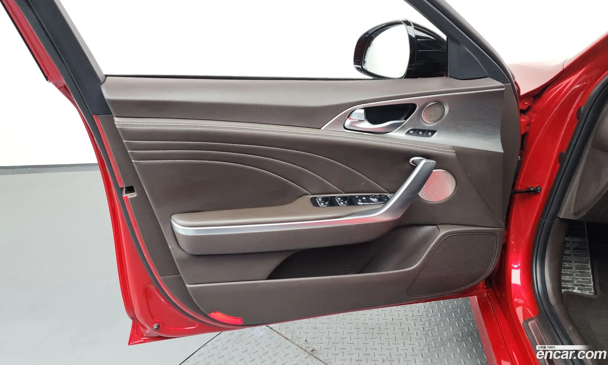 Kia Stinger Meister 2020 — 17