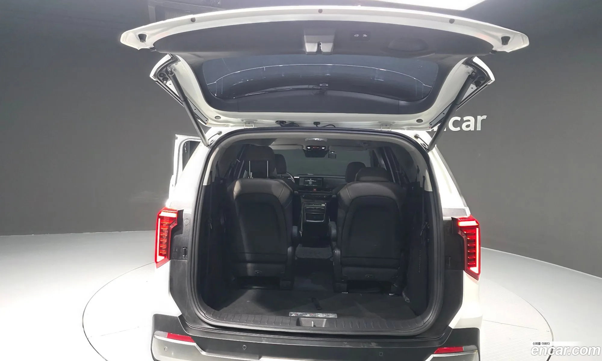 Kia Carnival 2024 — 14