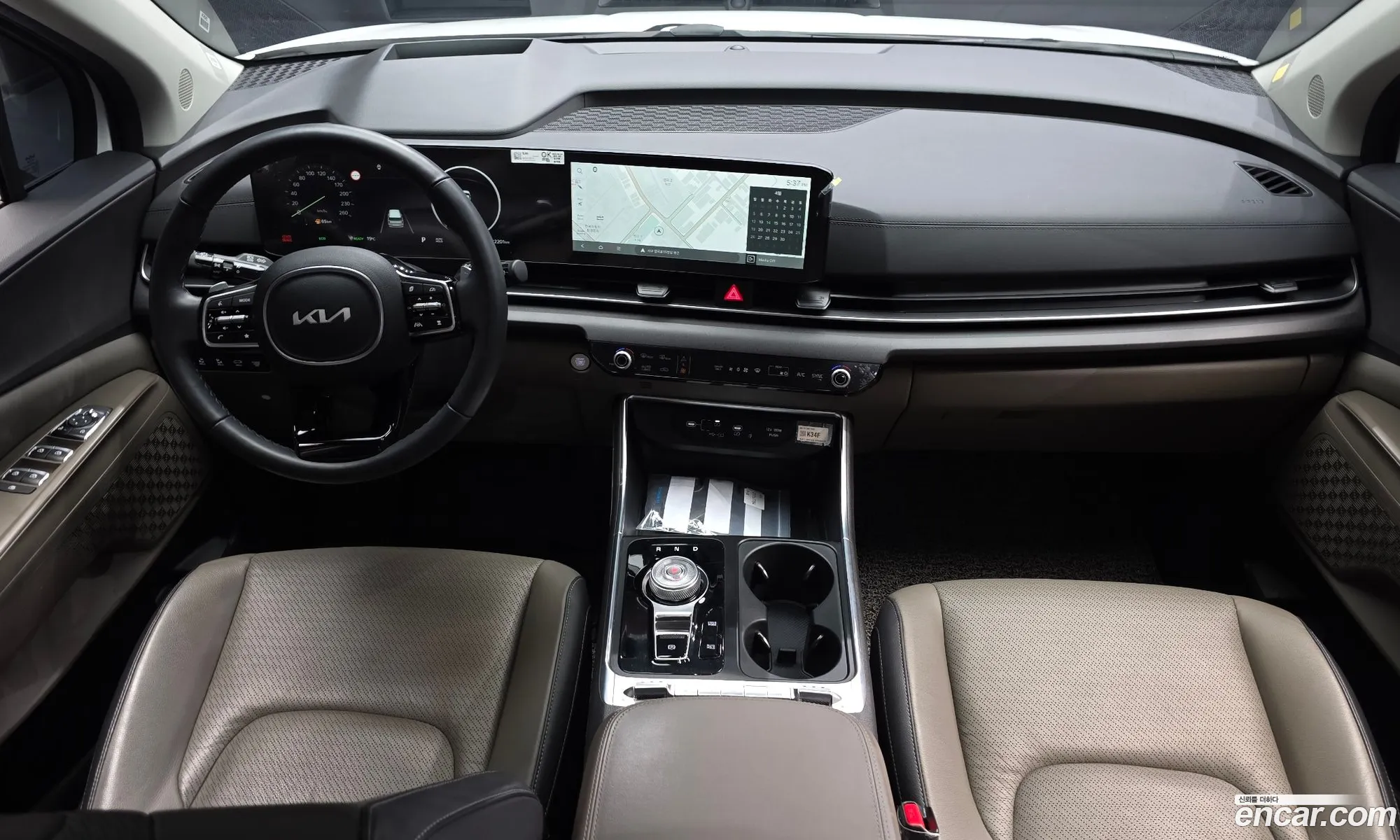 Kia Carnival 2024 — 7