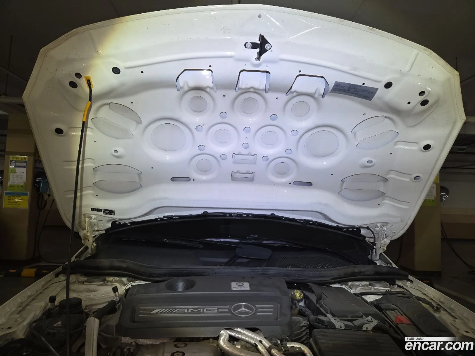 Mercedes-Benz GLA-Class X156 2017 — 16