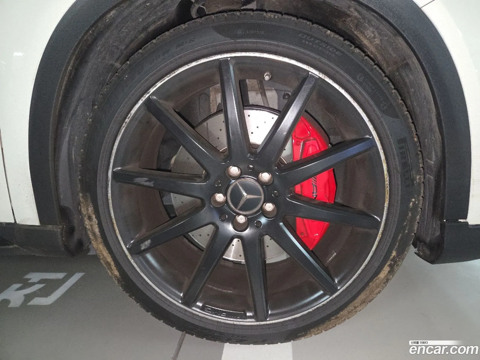 Mercedes-Benz GLA-Class X156 2017 — 14
