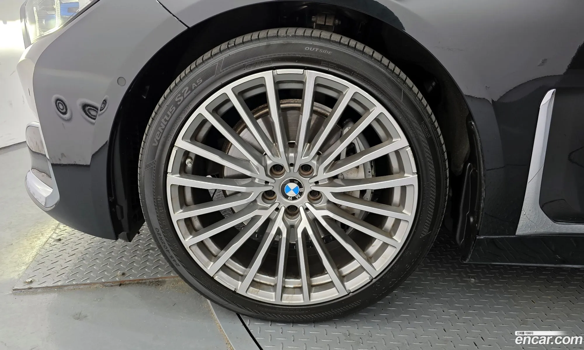 BMW 7 Series 2022 WBA7T4105NCJ84365 — 25