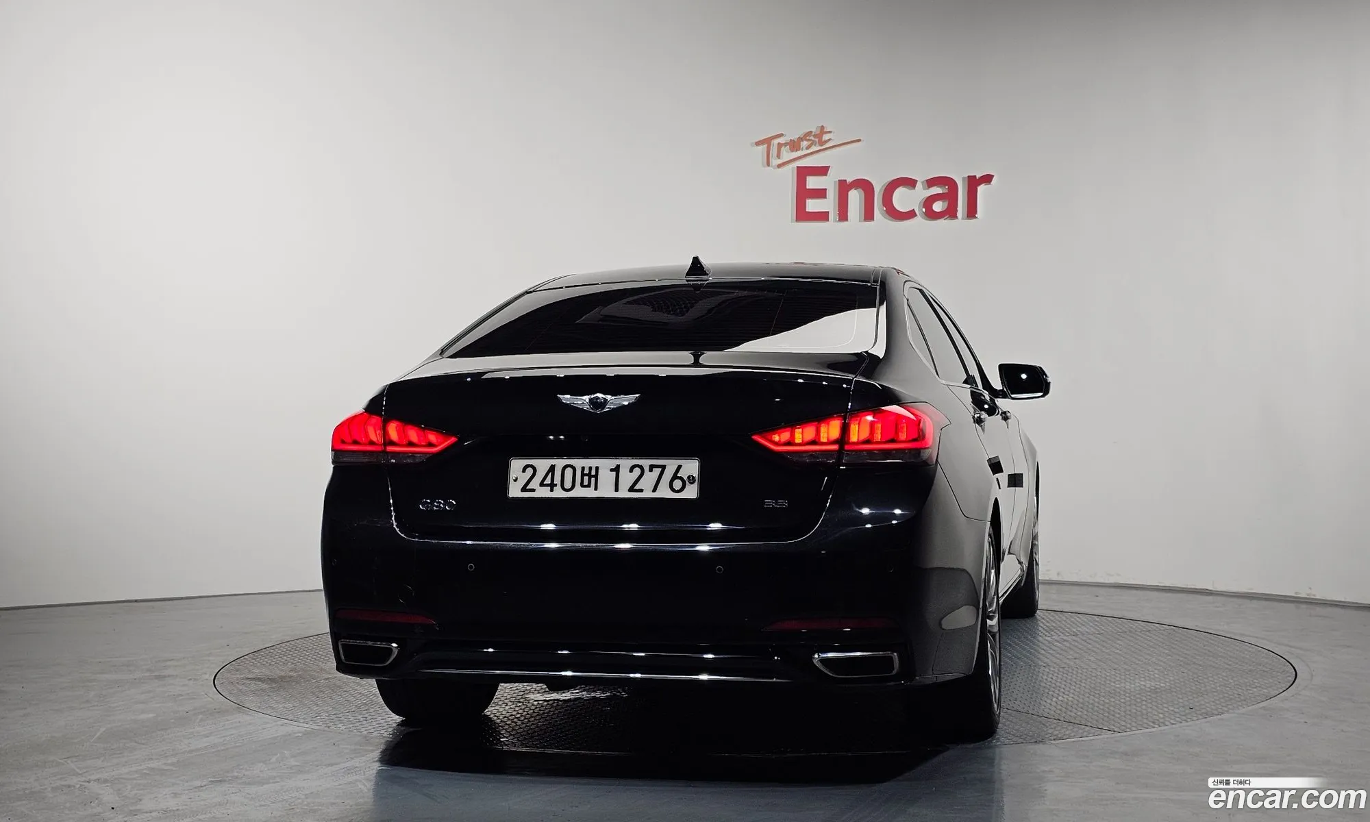 Genesis G80 2017 KMHGM41DBJU257554 — 32