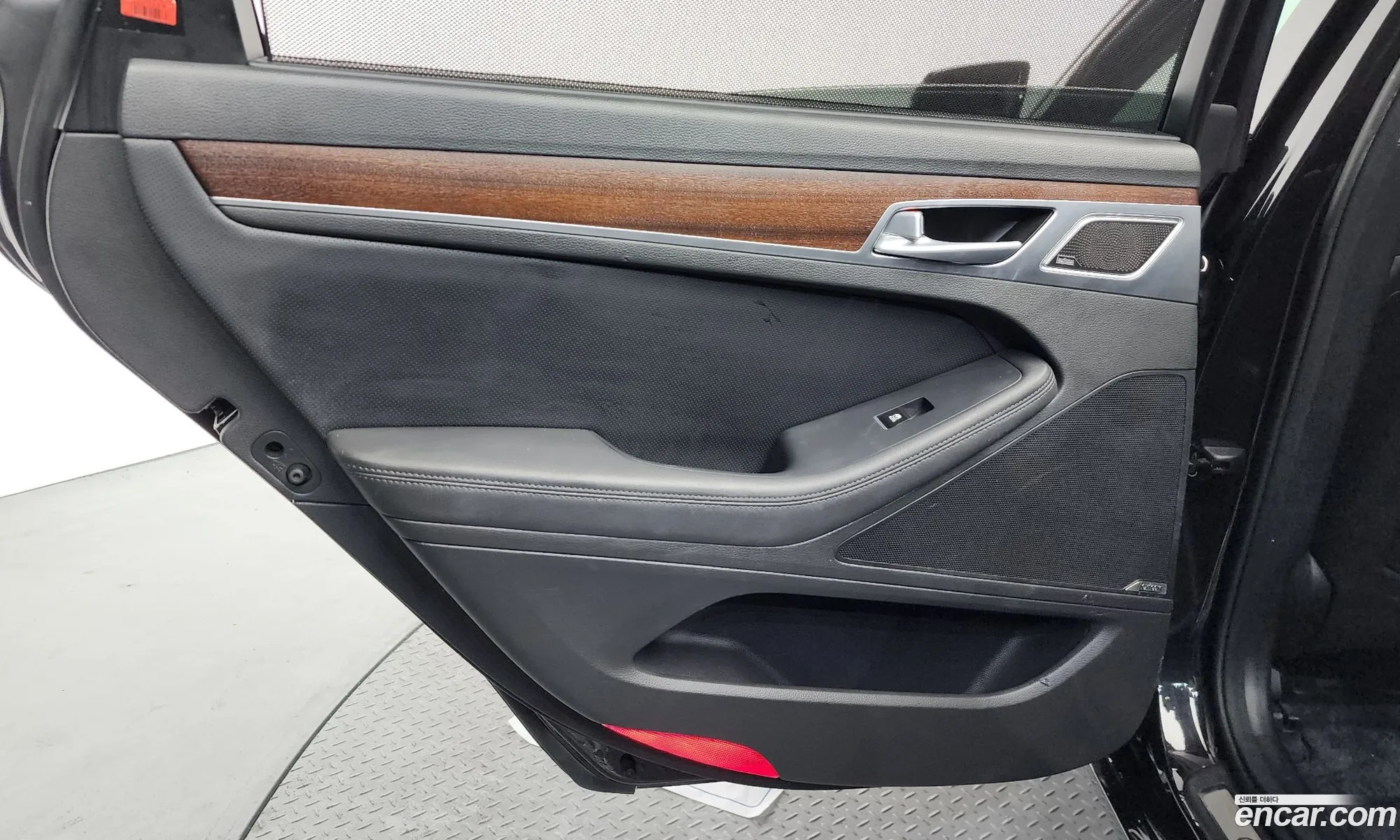 Genesis G80 2017 KMHGM41DBJU257554 — 21