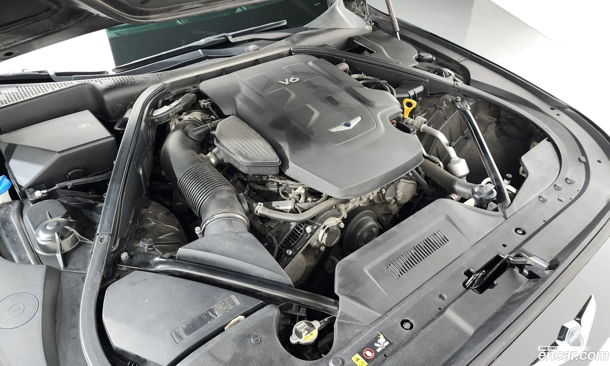 Genesis G80 2017 KMHGM41DBJU257554 — 34