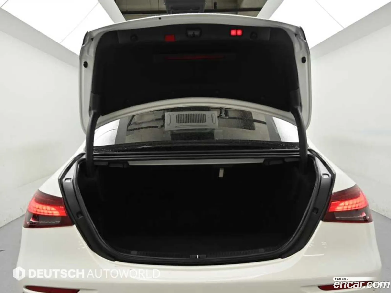 Mercedes-Benz E-Class W213 2021 — 10