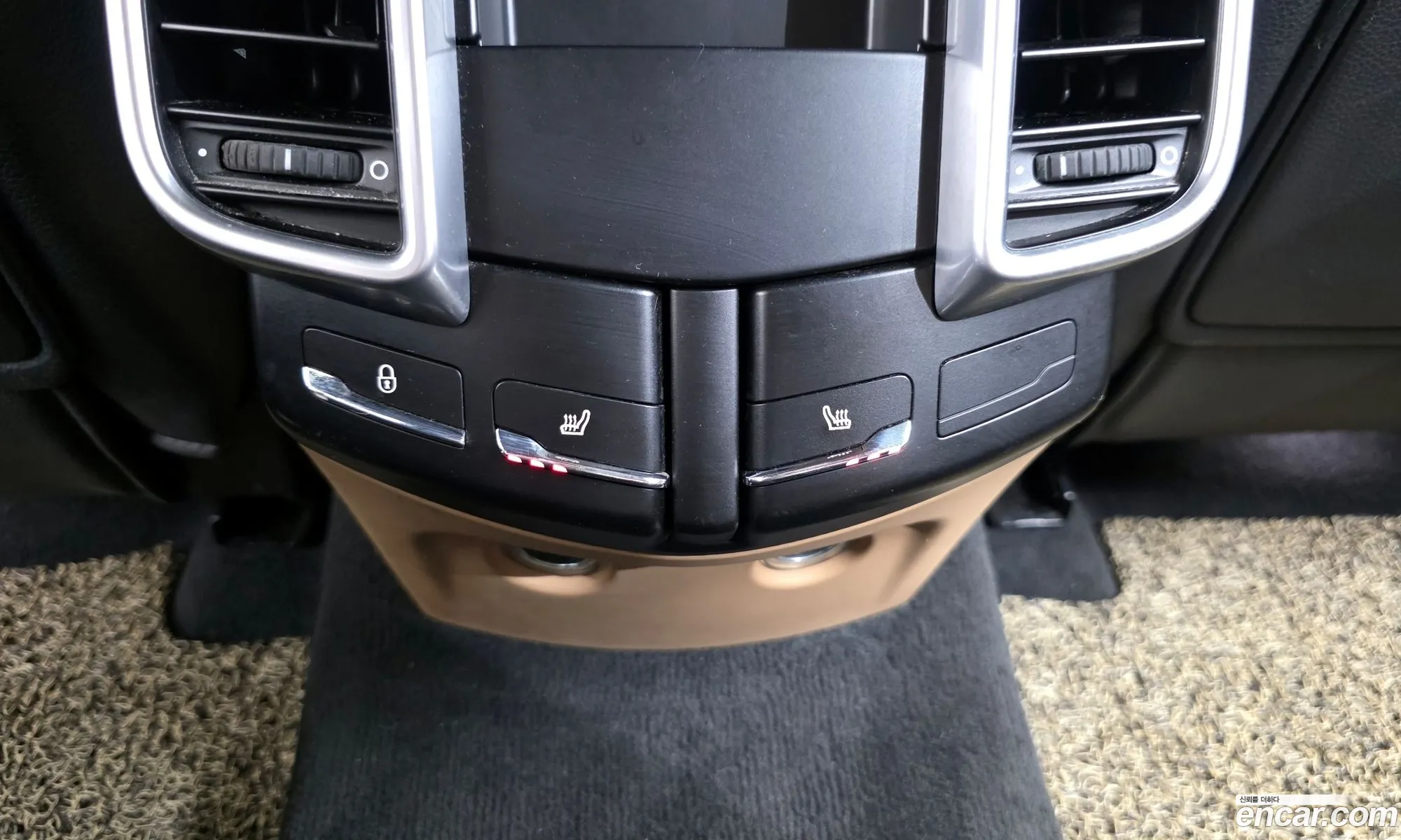 Porsche Cayenne 2016 WP1AF2922GLA46729 — 2